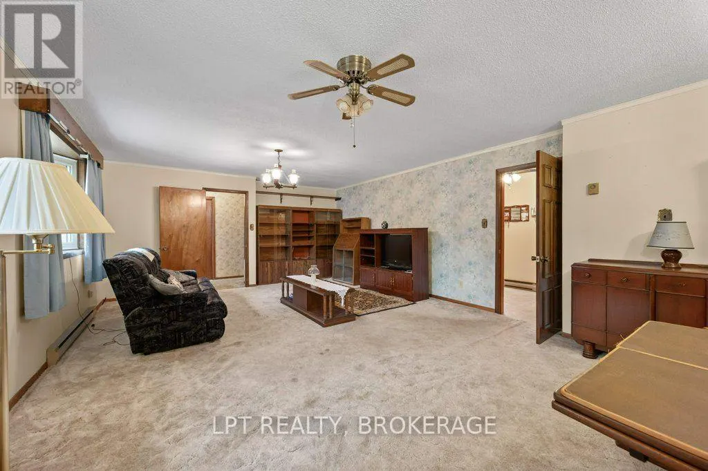 3112 CAMPBELL ROAD
