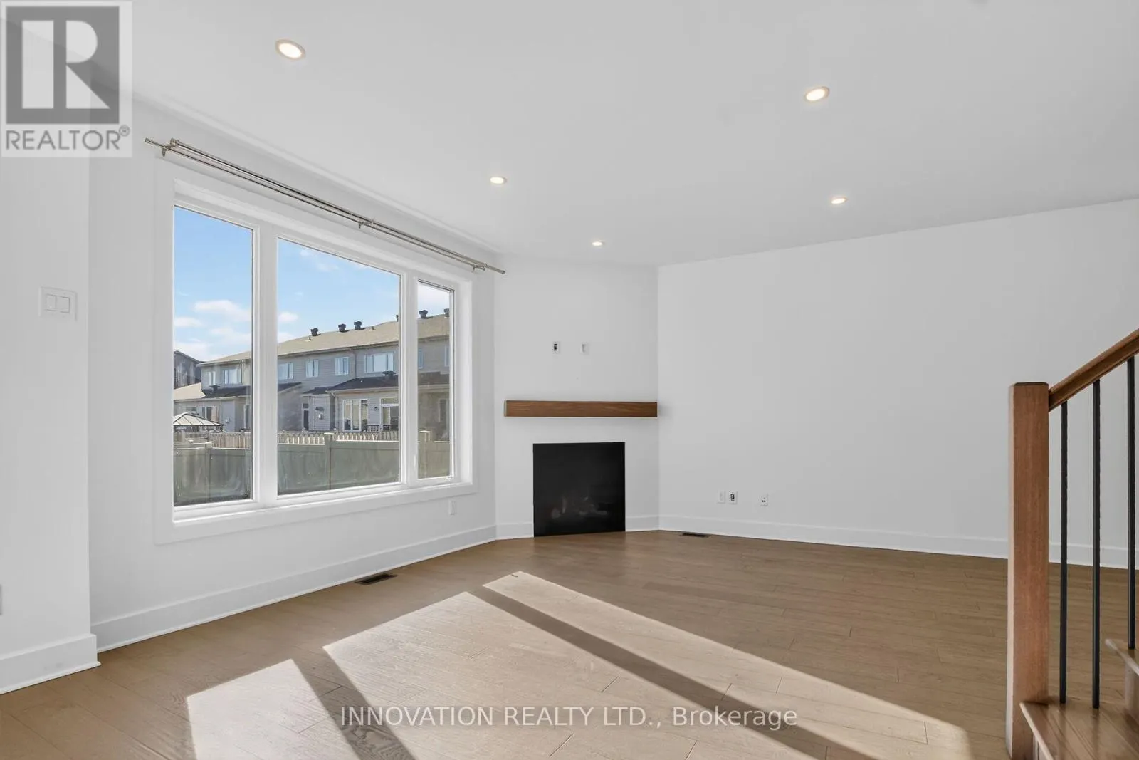 674 PARADE DRIVE