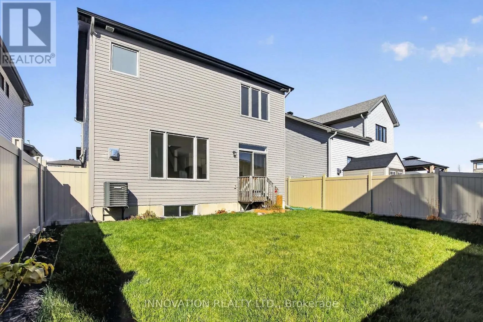 674 PARADE DRIVE