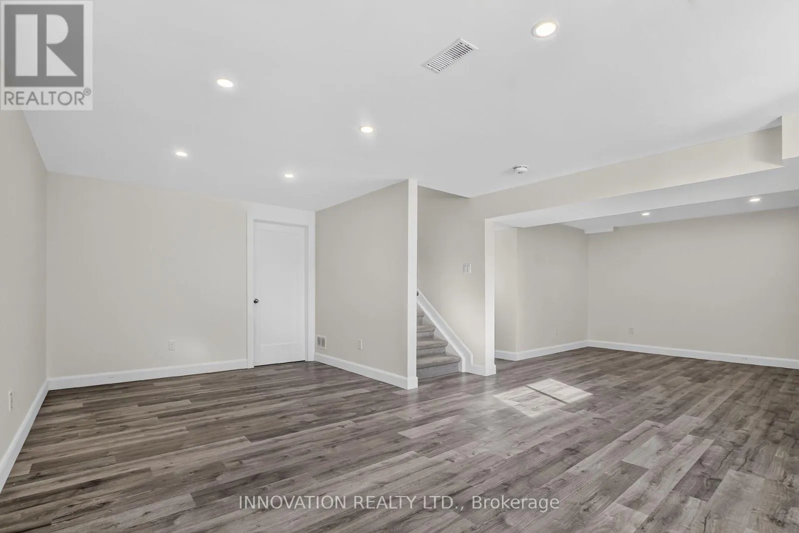 674 PARADE DRIVE