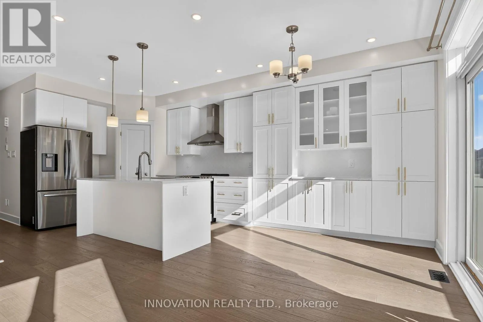 674 PARADE DRIVE