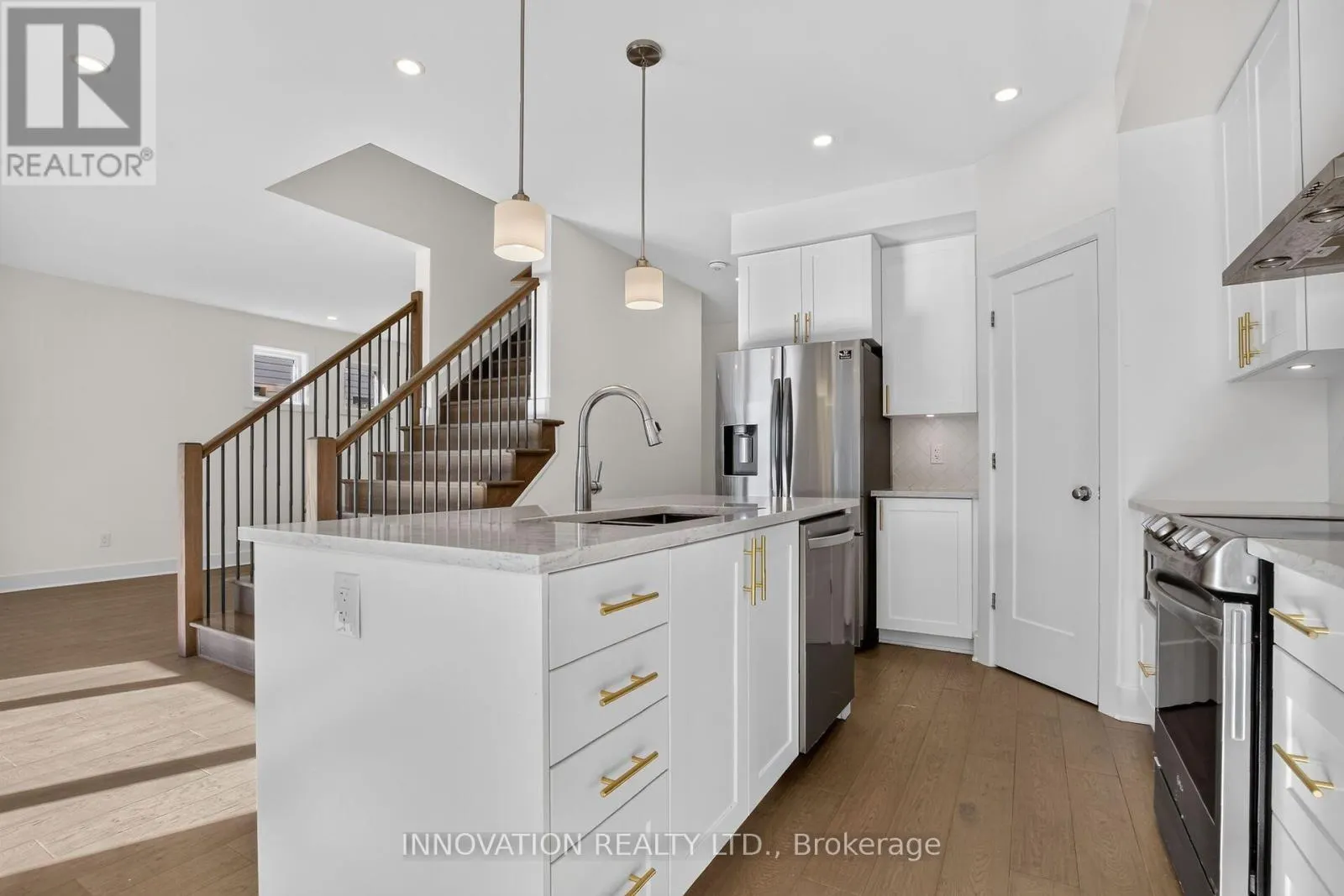 674 PARADE DRIVE