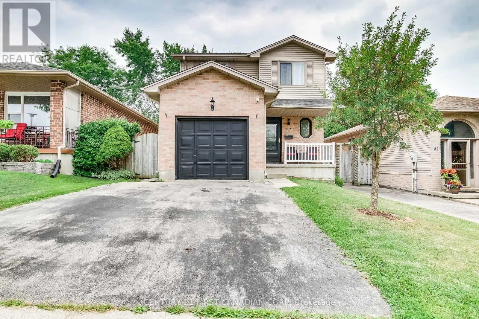27 GERALD CRESCENT