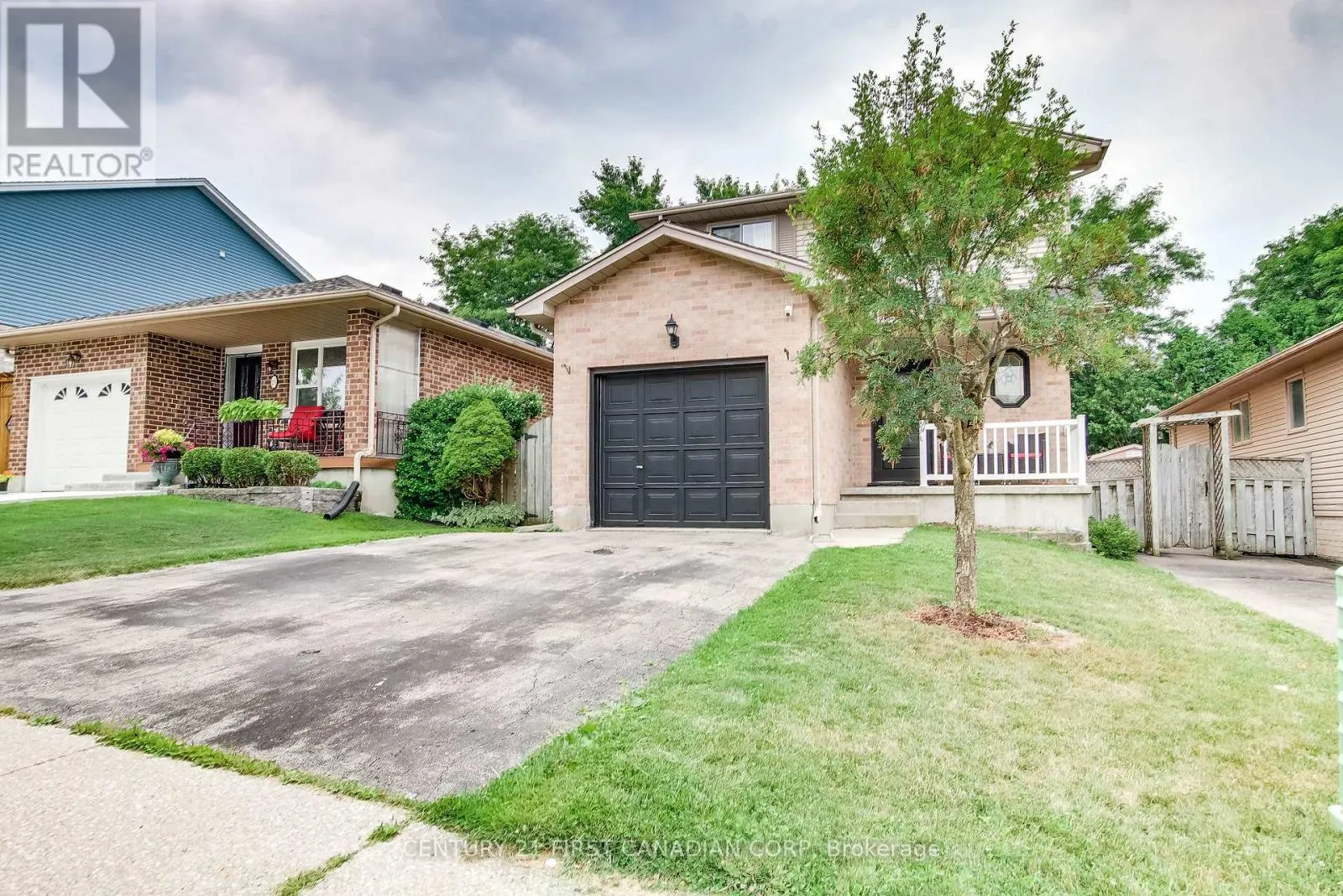 27 GERALD CRESCENT