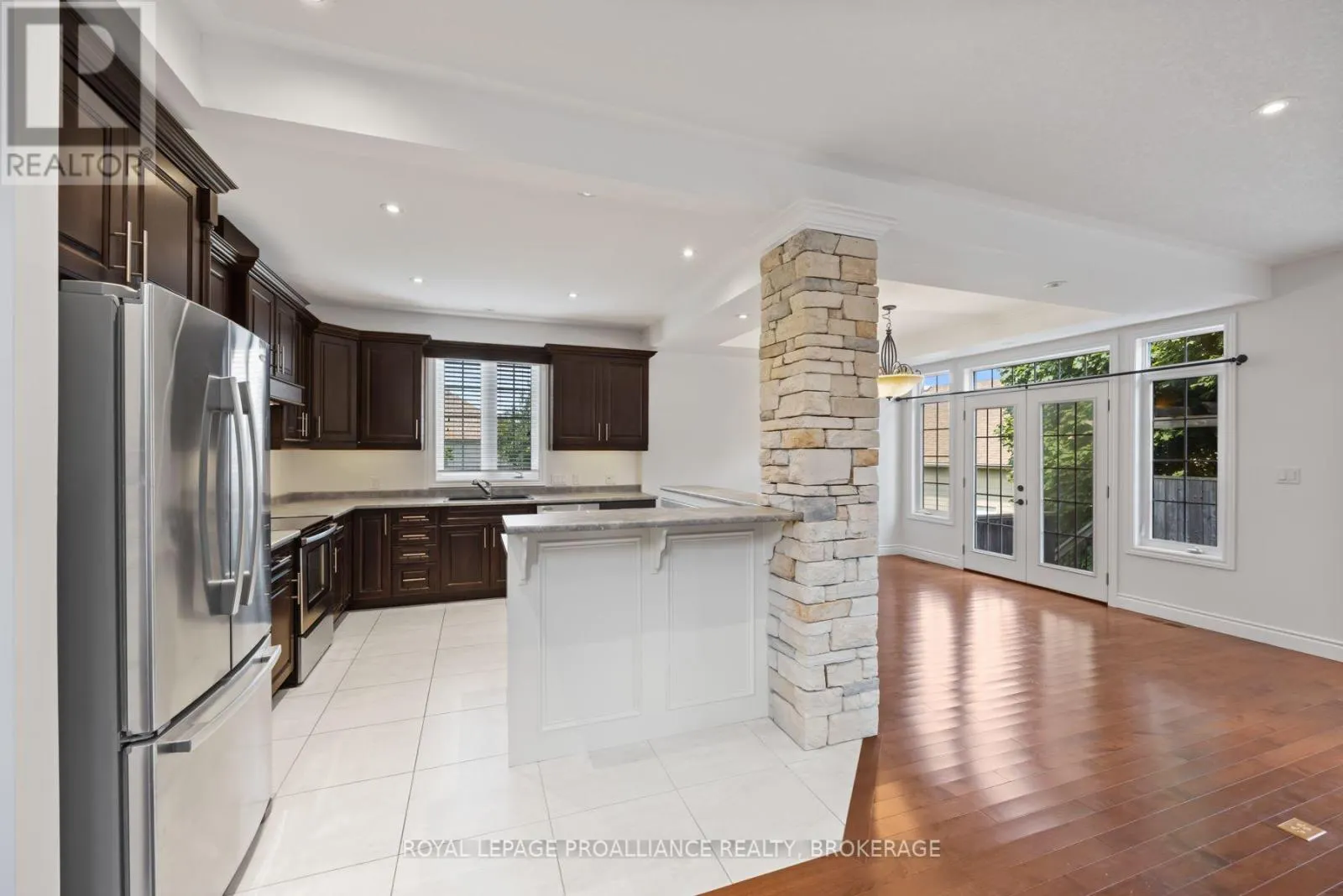 5008 FOX RUN PLACE