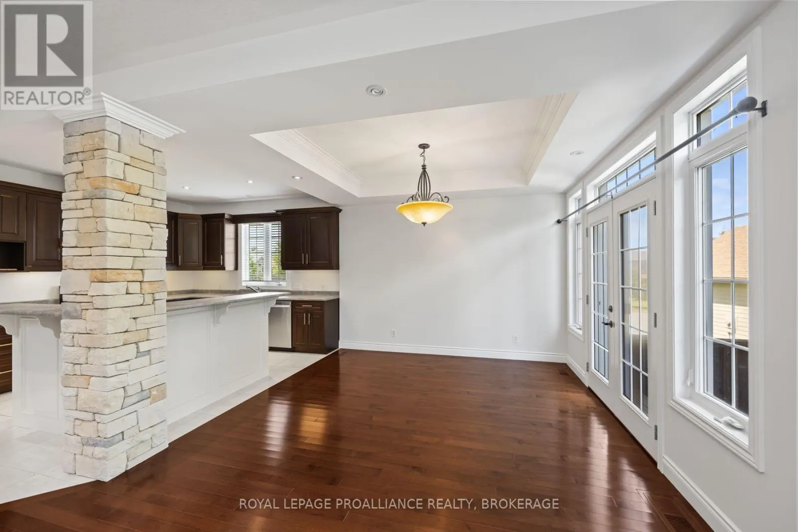 5008 FOX RUN PLACE
