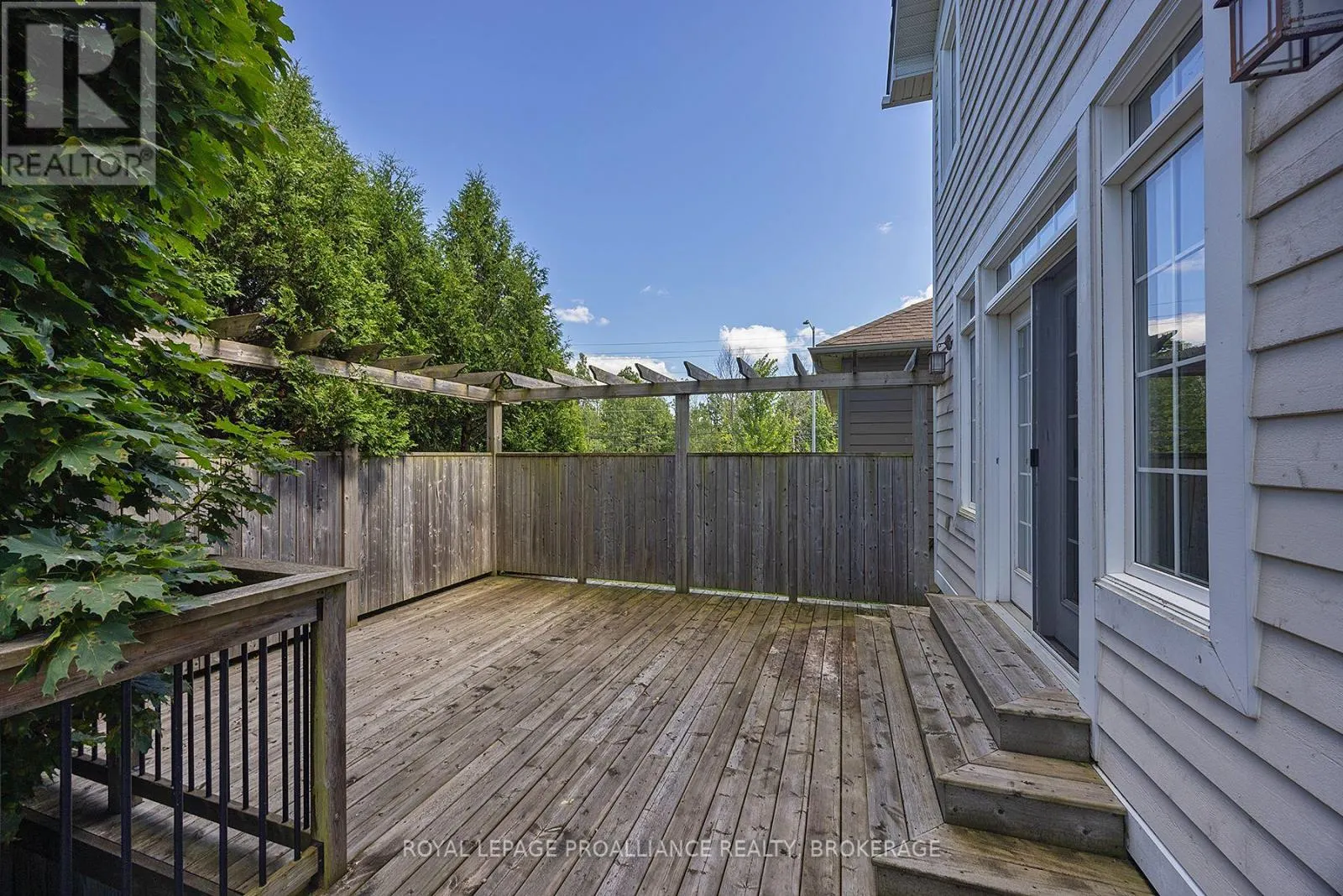 5008 FOX RUN PLACE