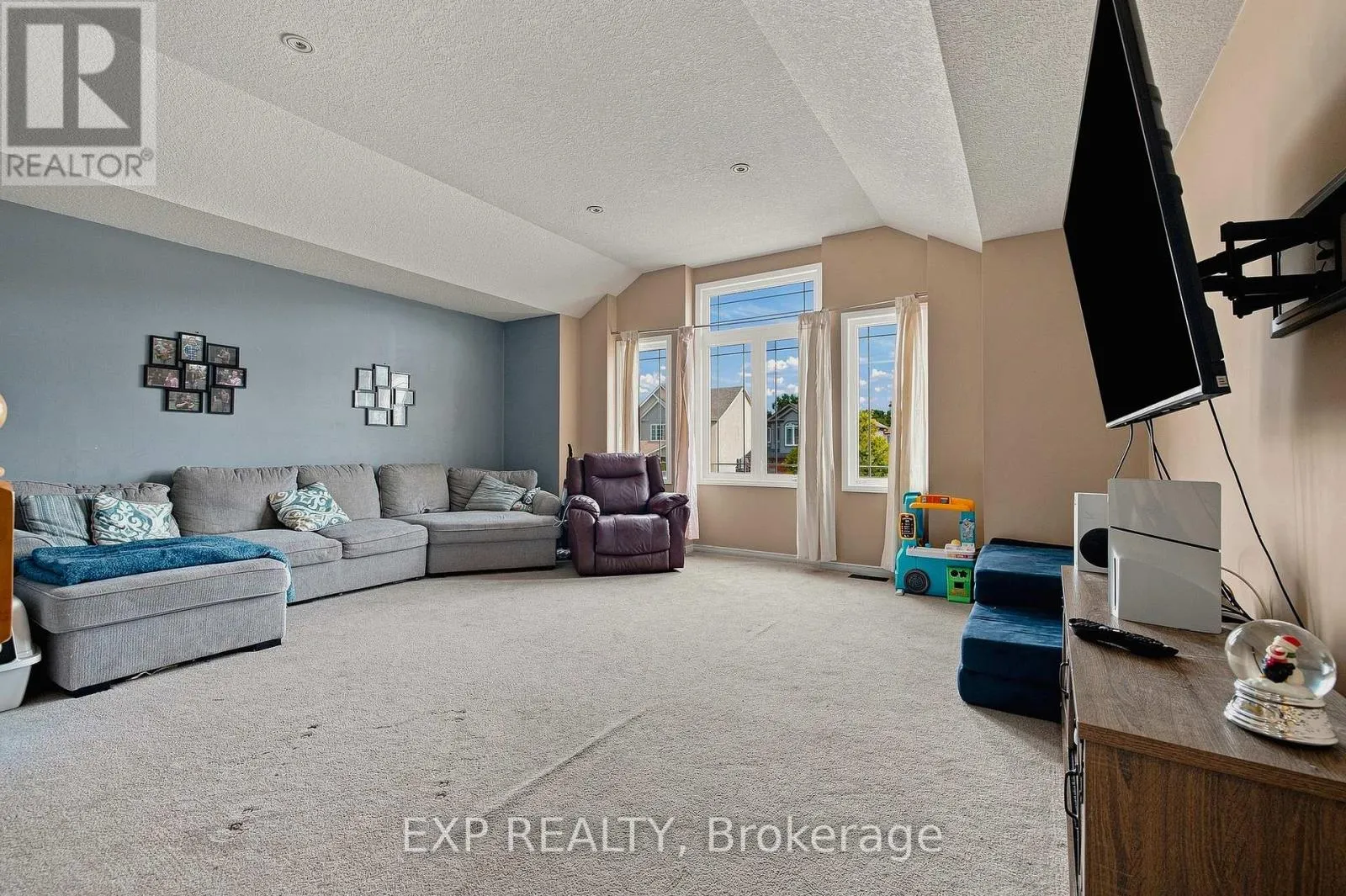 742 ROGERS ROAD