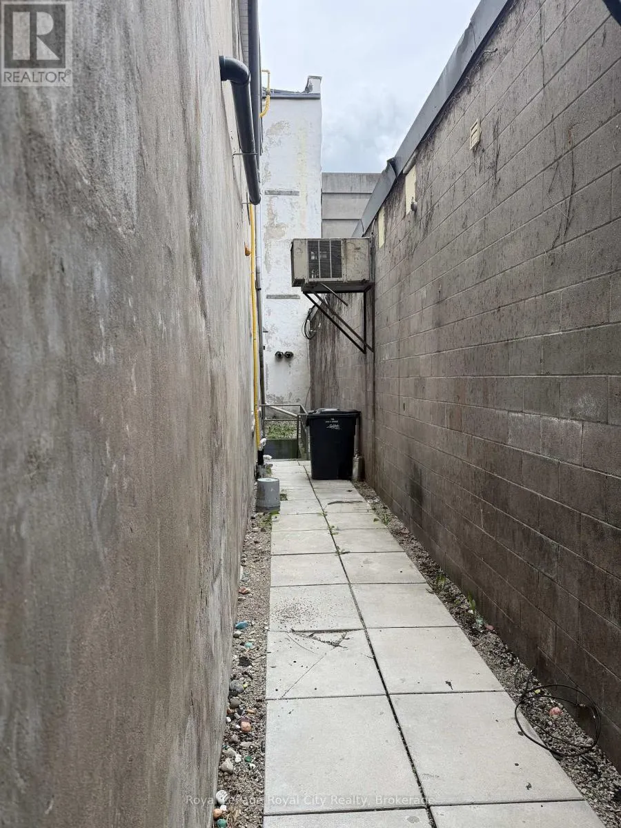 78 CARDEN STREET