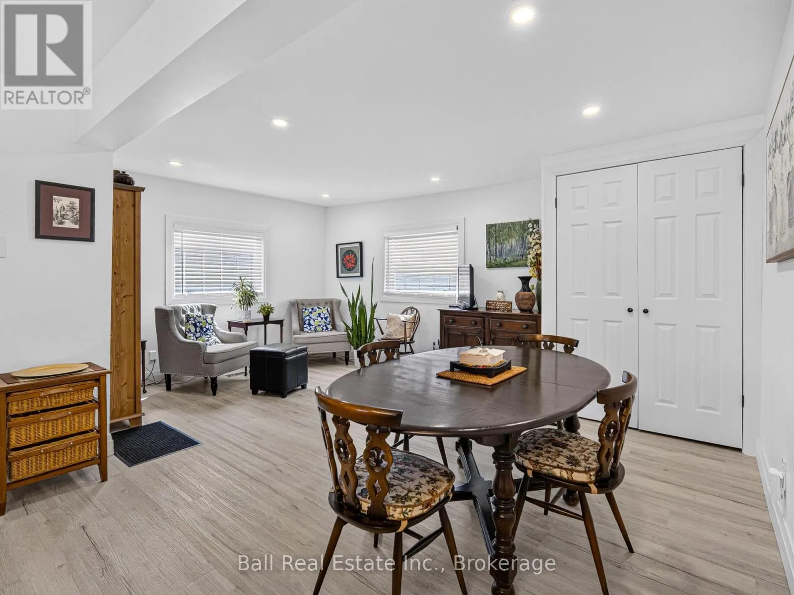 6 ERMATINGER STREET