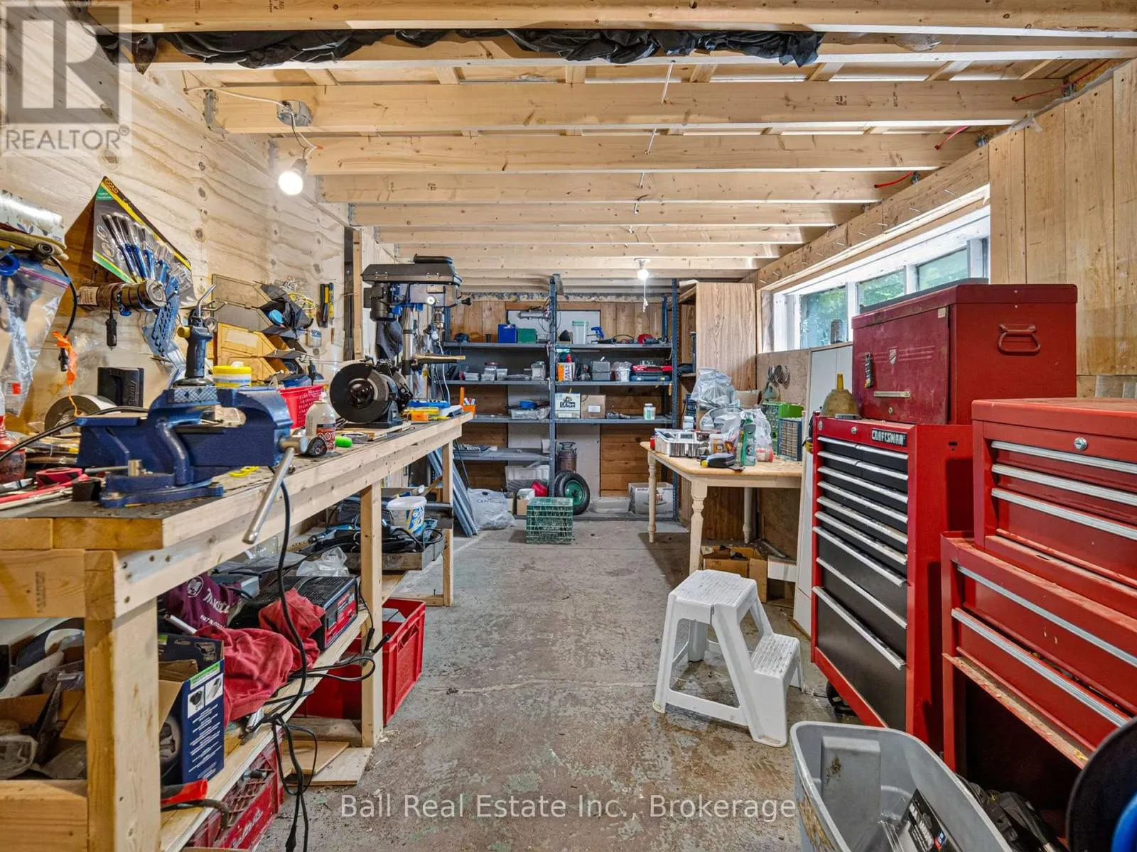 6 ERMATINGER STREET