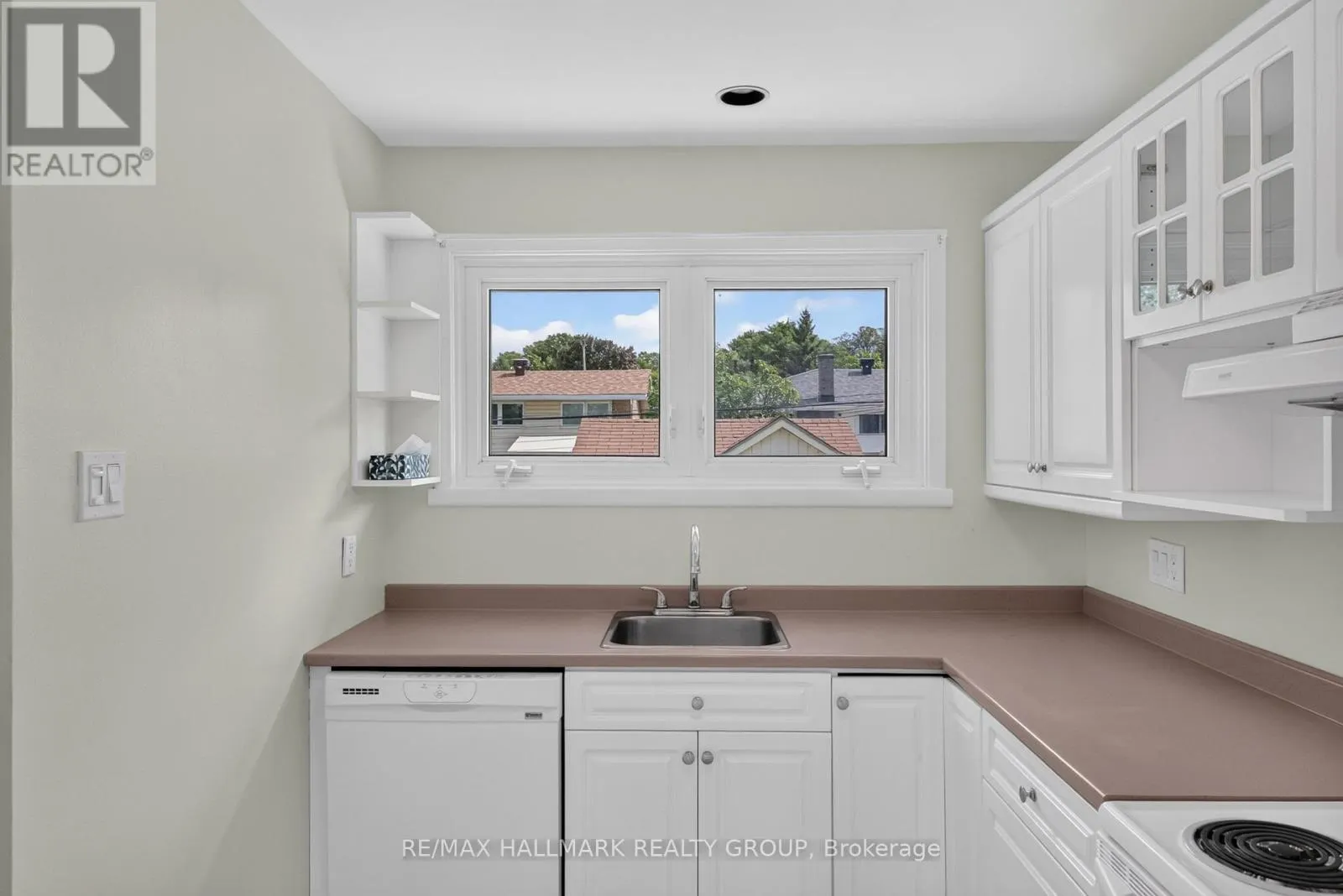 1143 GATEWAY ROAD