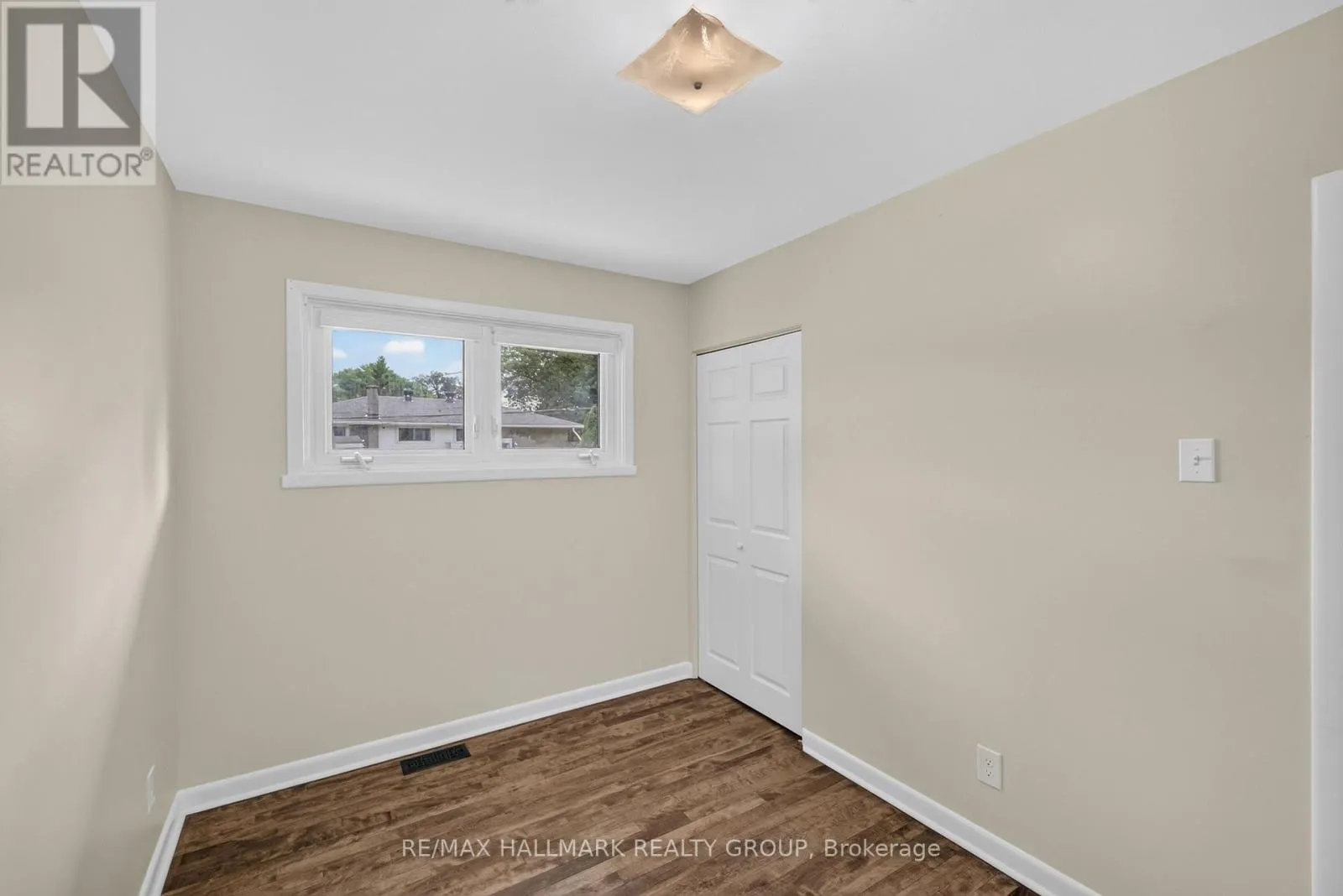 1143 GATEWAY ROAD
