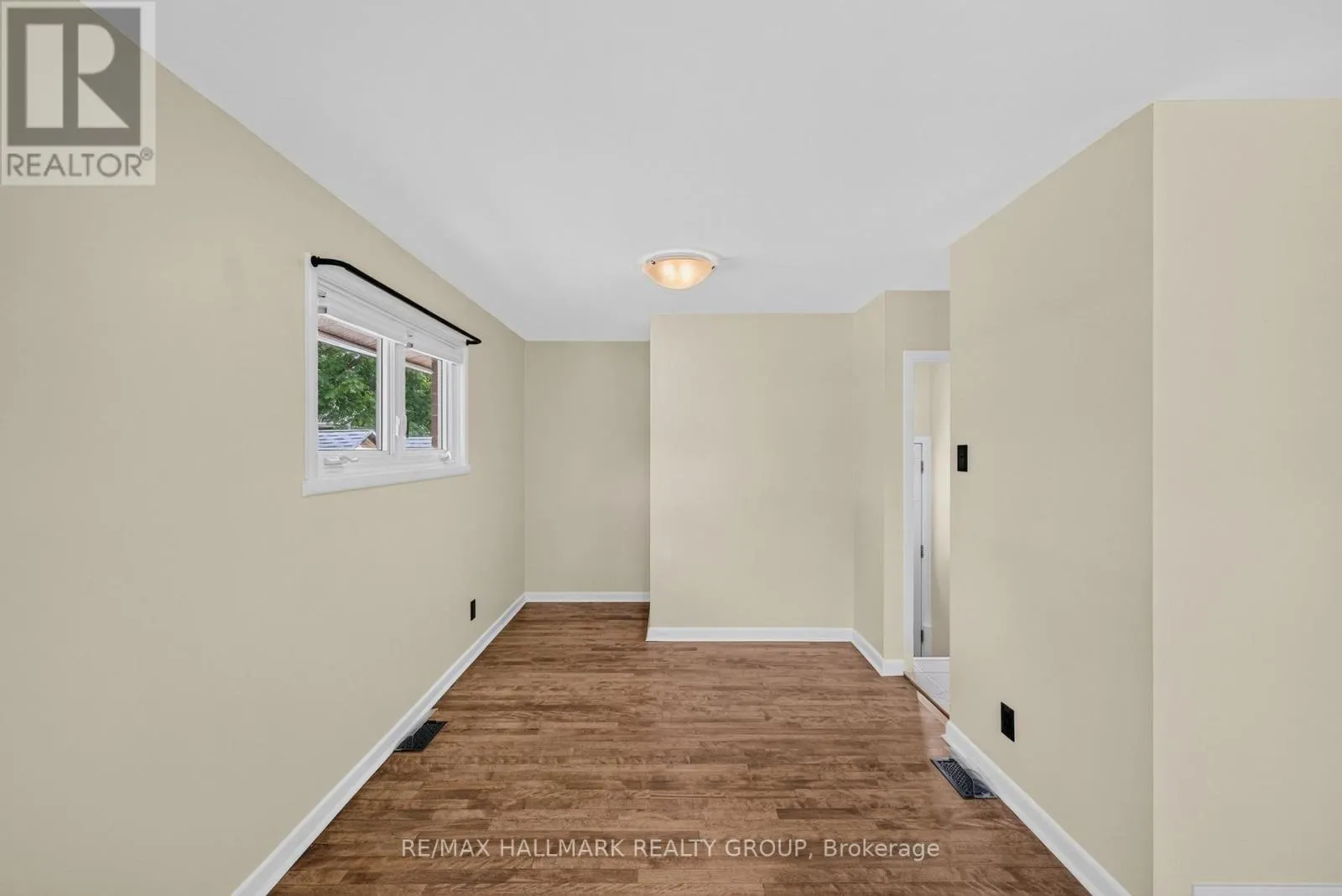 1143 GATEWAY ROAD