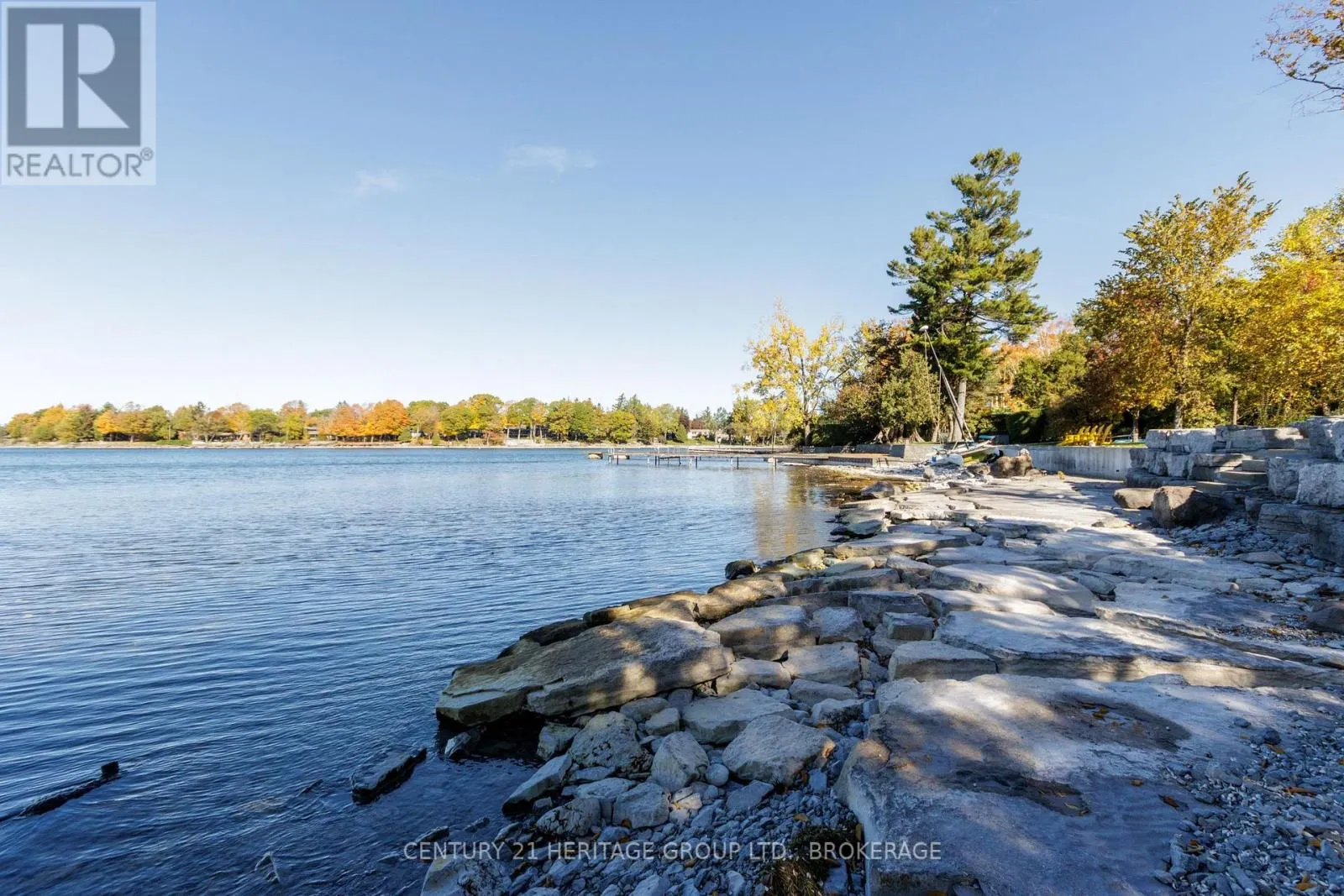 86 LAKESHORE BOULEVARD