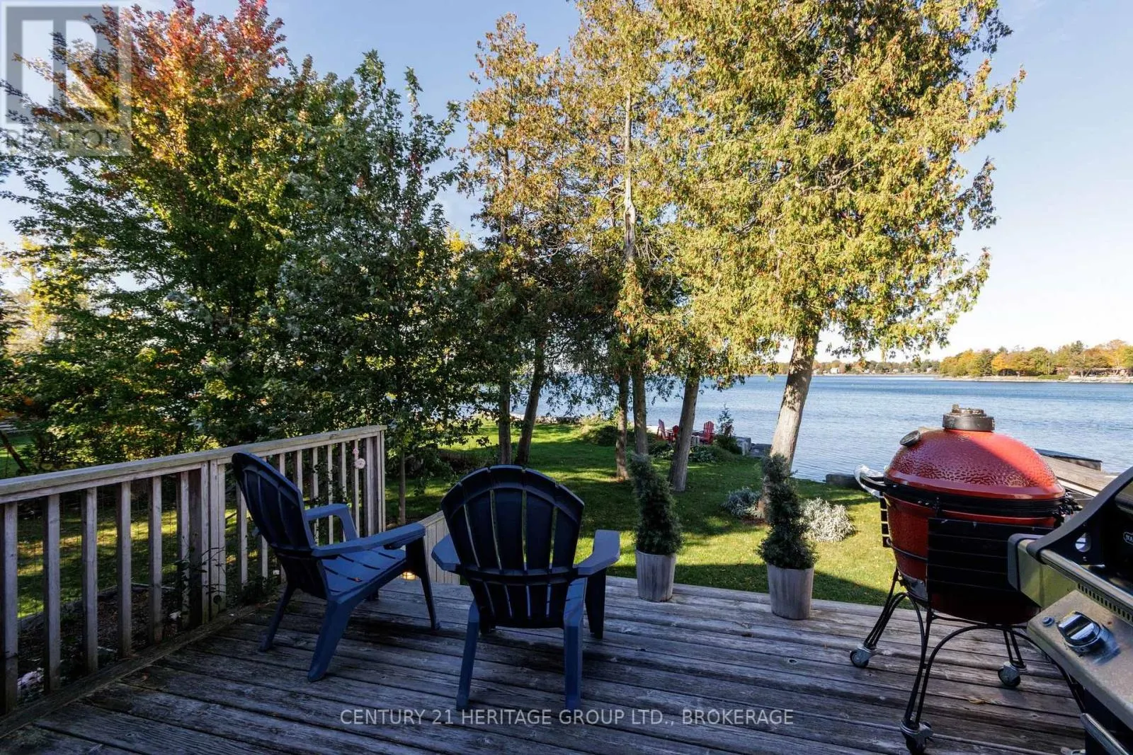 86 LAKESHORE BOULEVARD