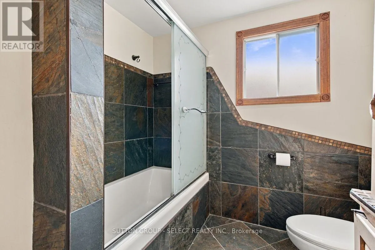 25 FINCH CRESCENT