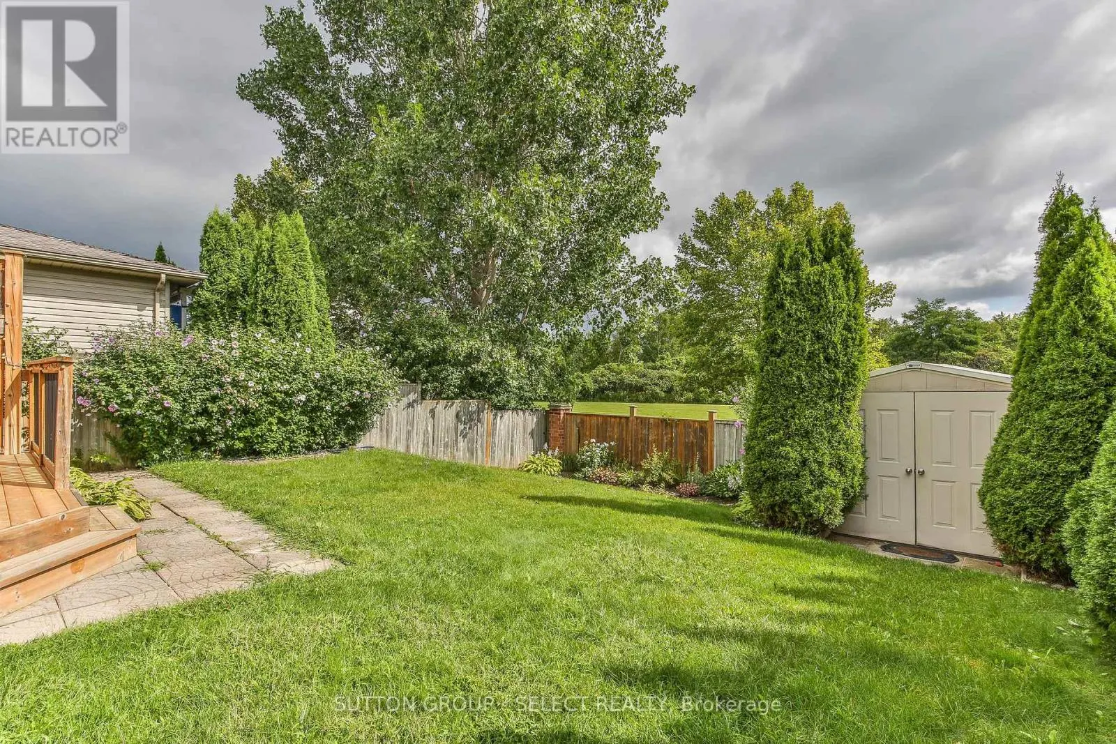 54 SUNRISE CRESCENT
