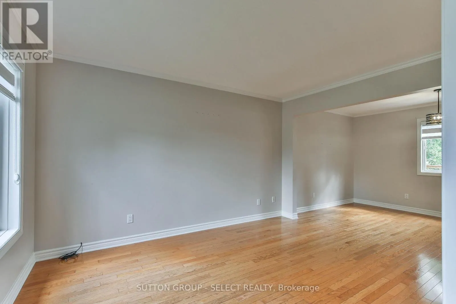 54 SUNRISE CRESCENT