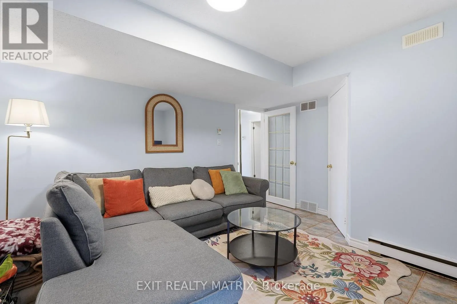 270 FERNLEAF CRESCENT