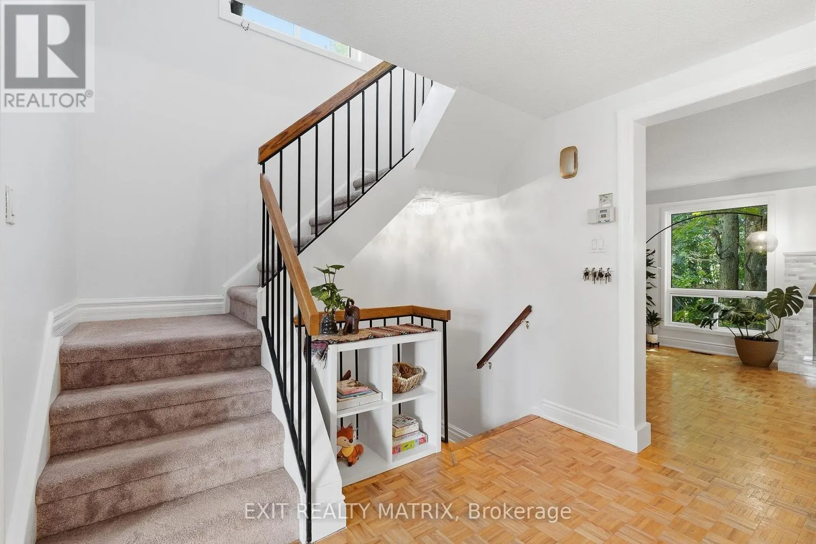 270 FERNLEAF CRESCENT