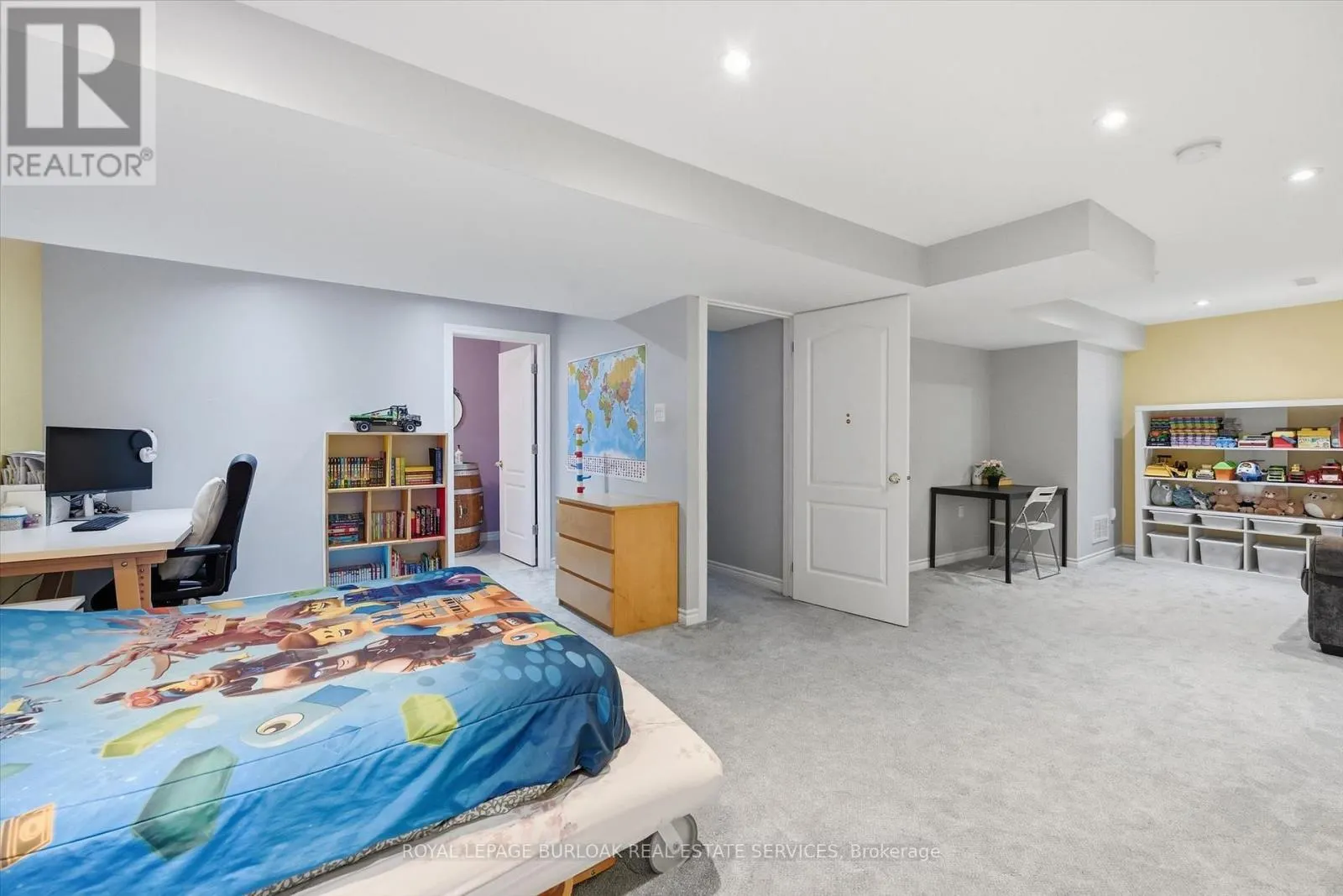 35 - 1085 HARROGATE DRIVE