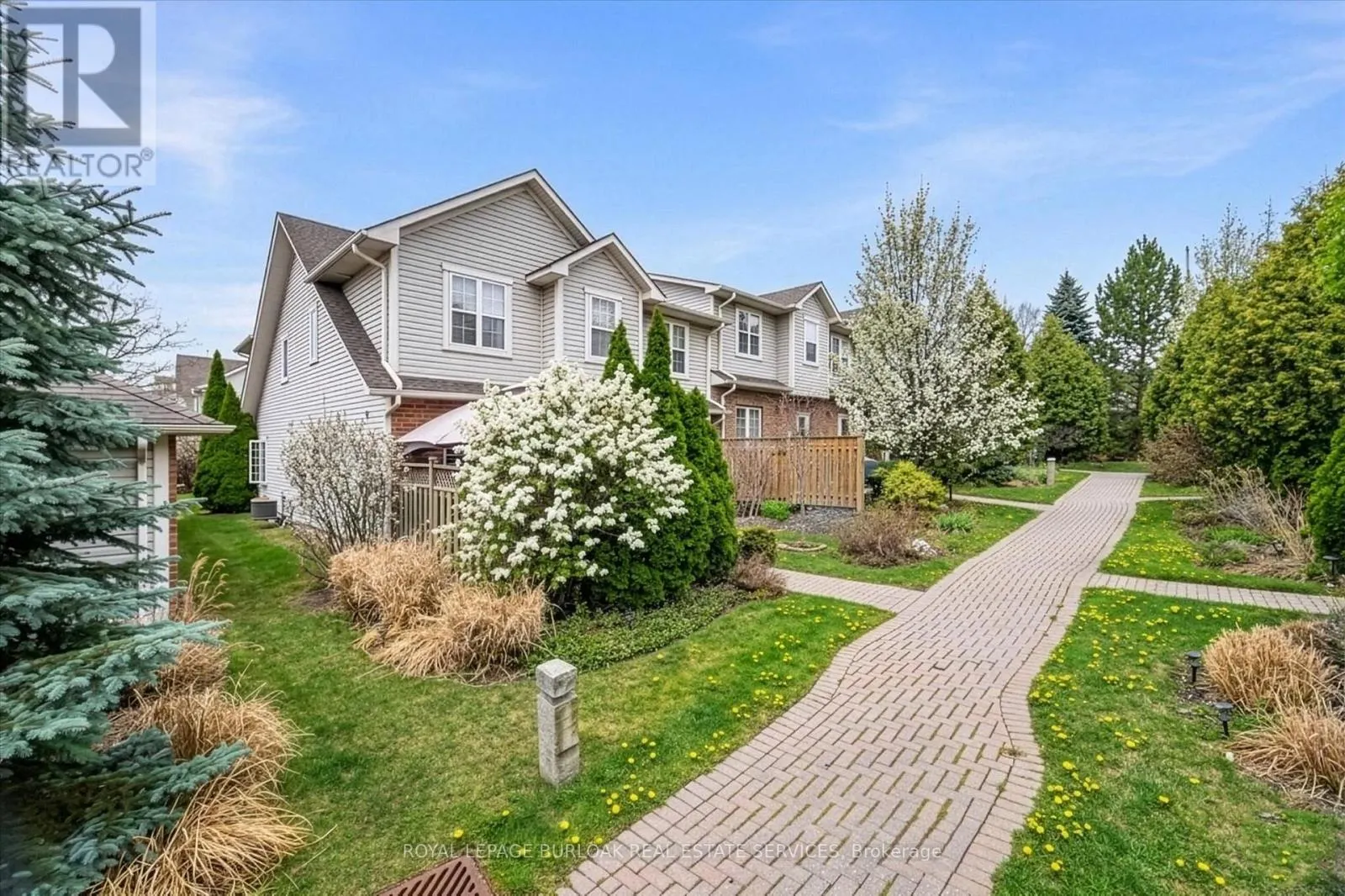 35 - 1085 HARROGATE DRIVE