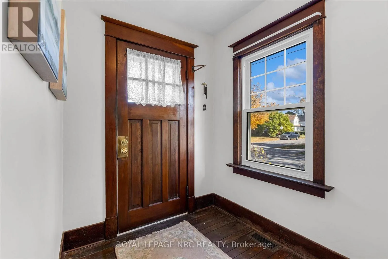 301 DUFFERIN STREET