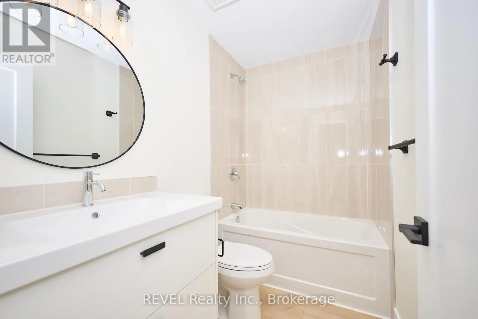 UPPER UNIT - 4652 BELFAST AVENUE #Upper Unit