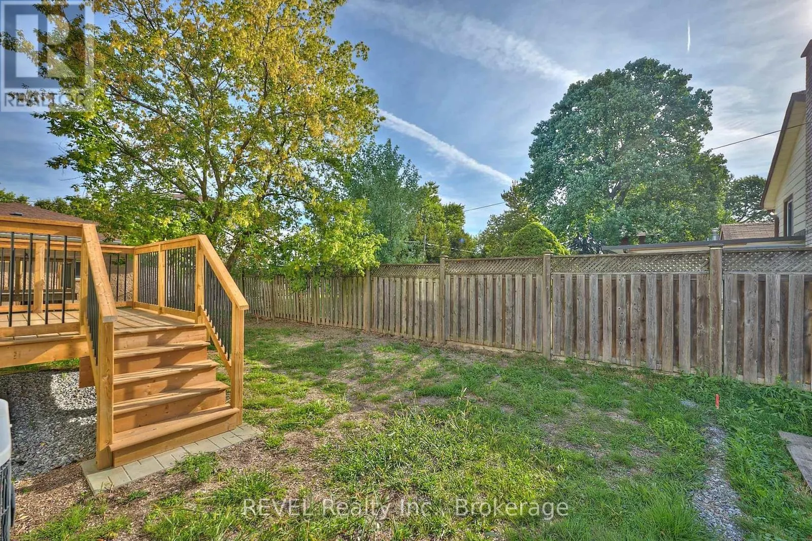 UPPER UNIT - 4652 BELFAST AVENUE #Upper Unit