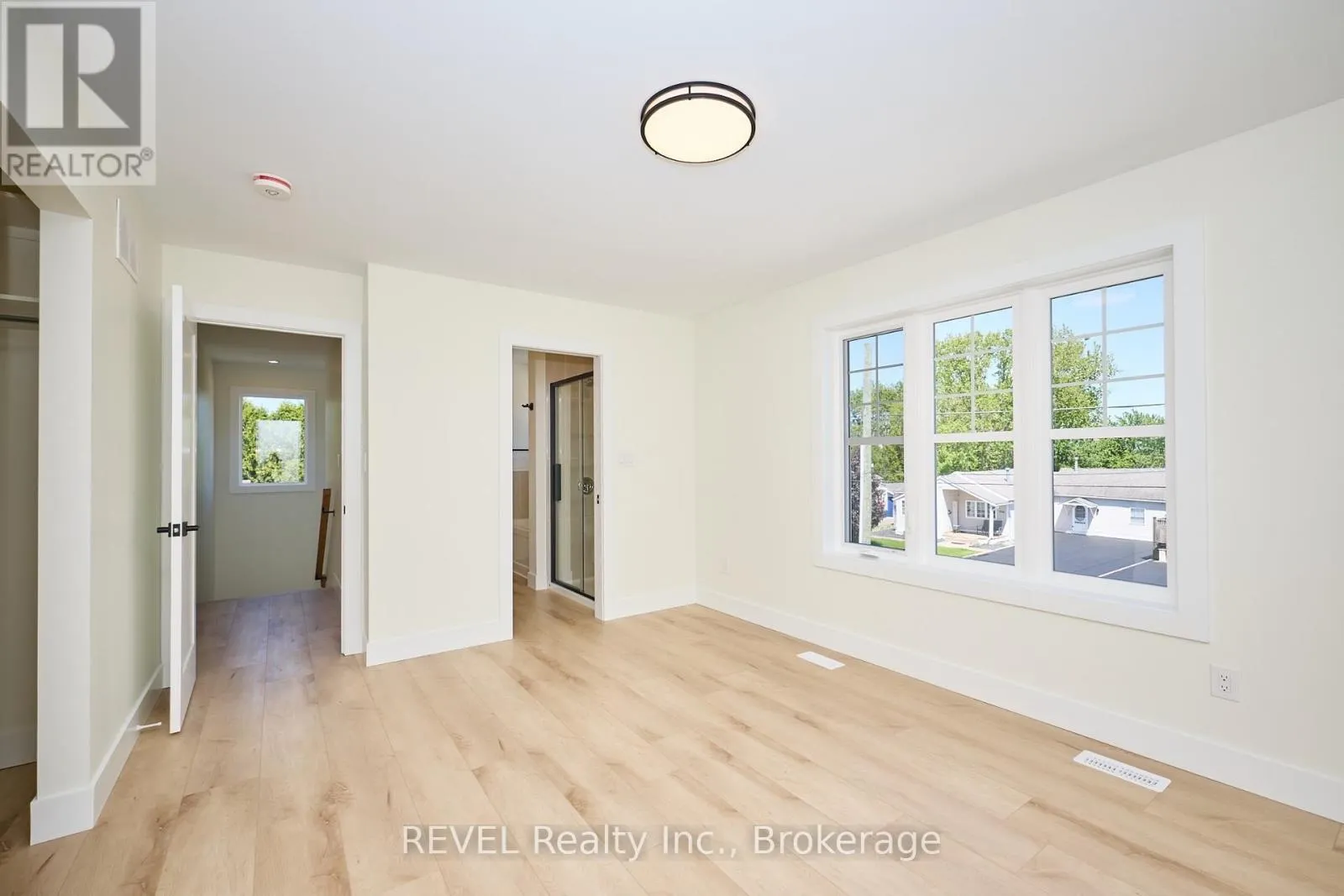 UPPER UNIT - 4652 BELFAST AVENUE #Upper Unit