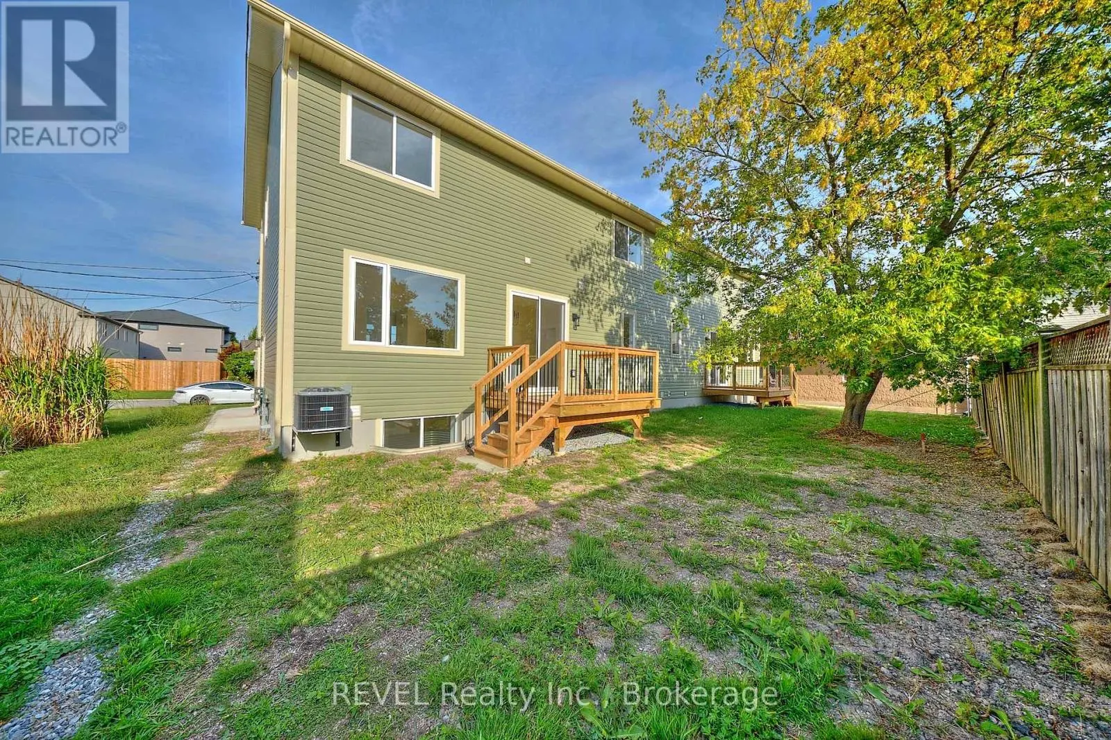 UPPER UNIT - 4652 BELFAST AVENUE #Upper Unit
