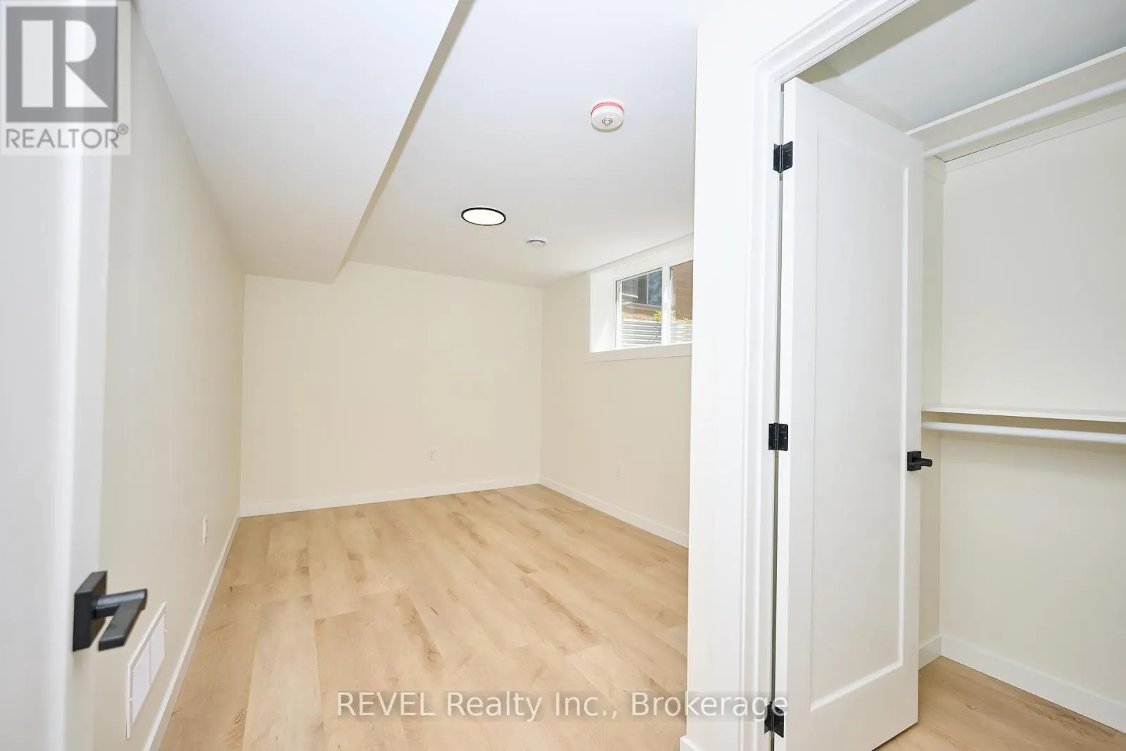 LOWER UNIT - 4650 BELFAST AVENUE #Lower Unit