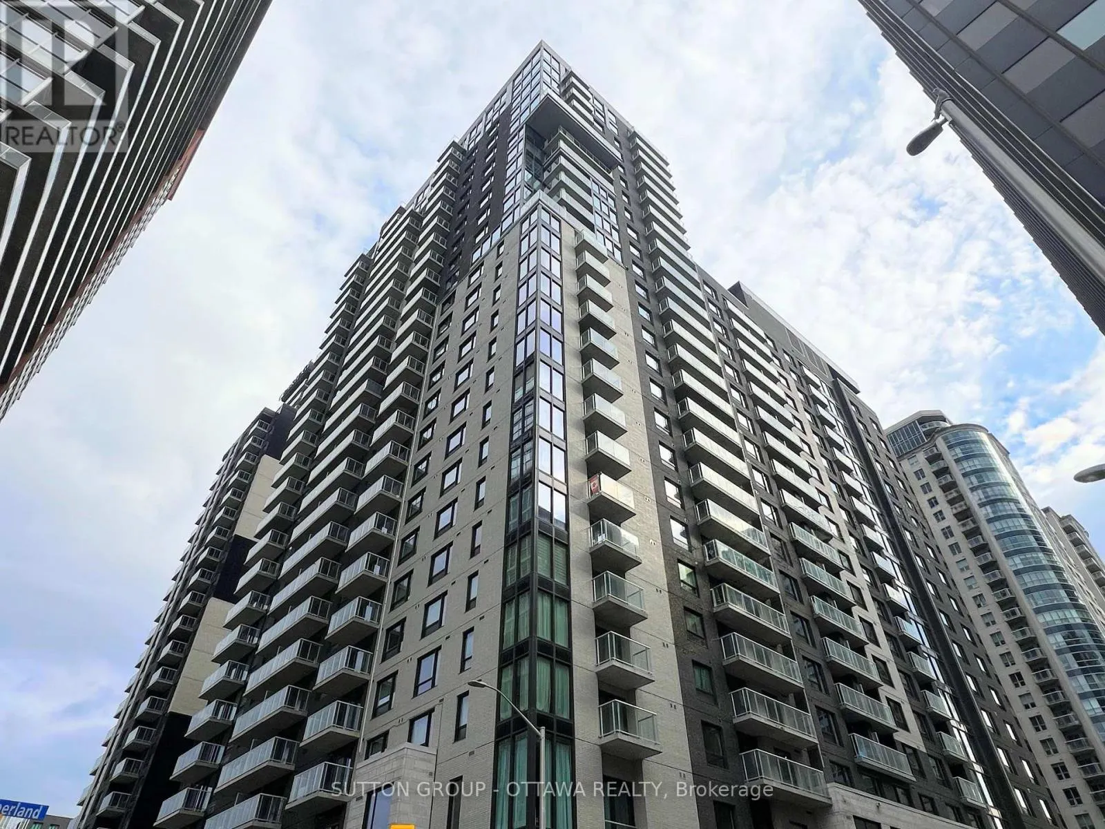 305 - 180 GEORGE STREET