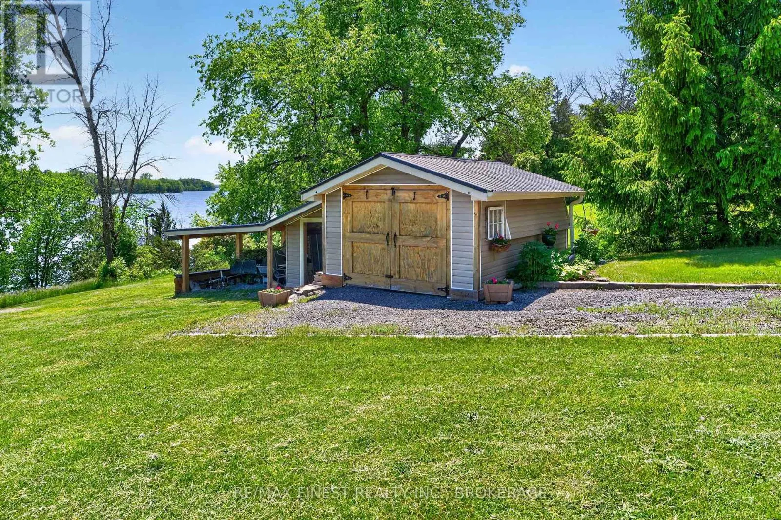 5103 COUNTY ROAD 9