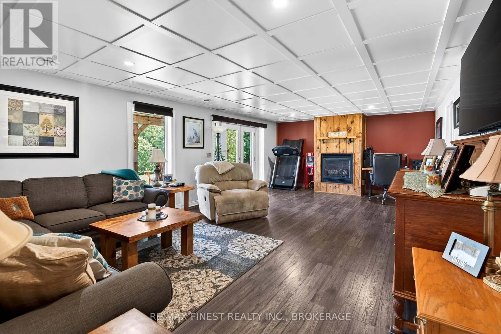 5103 COUNTY ROAD 9