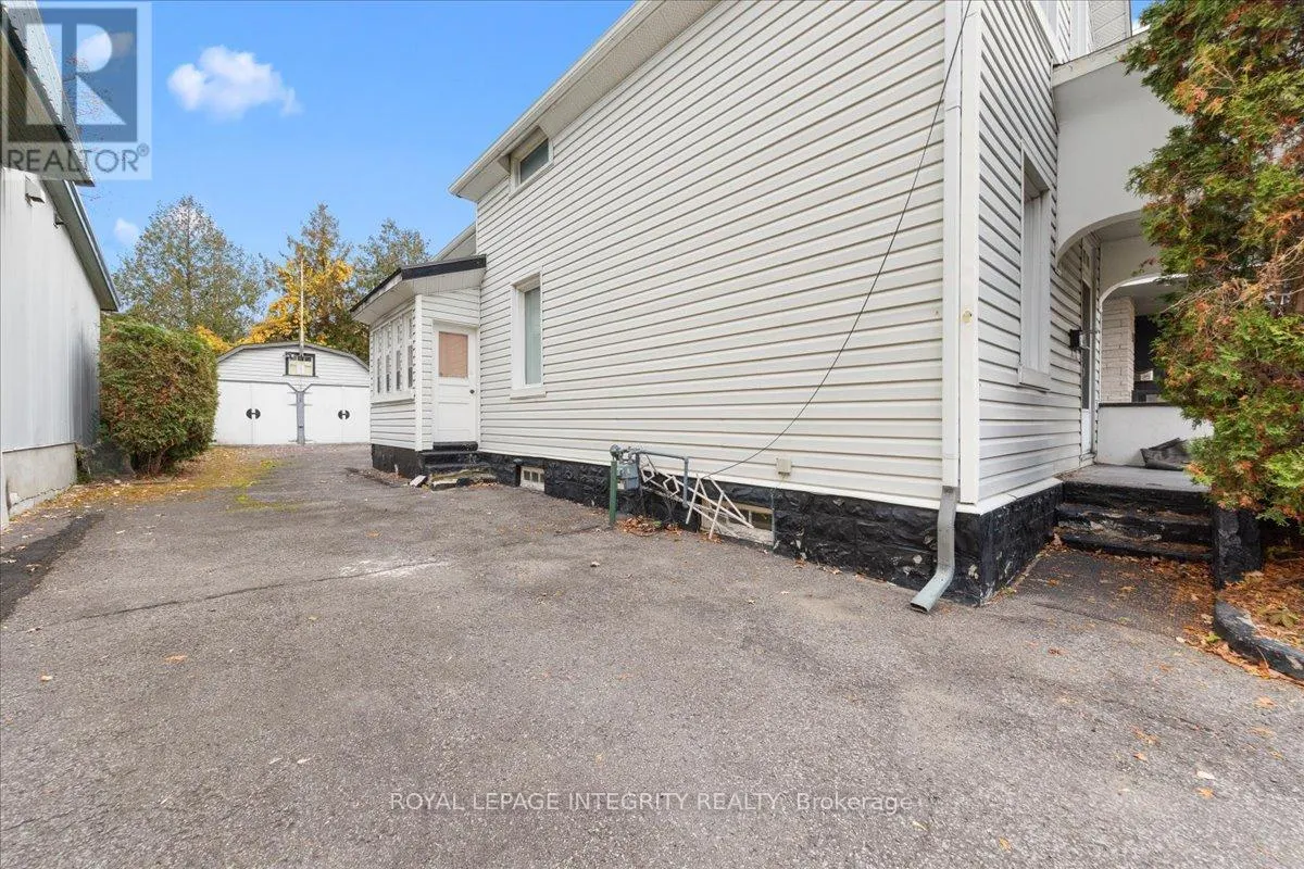 310 HINCHEY AVENUE