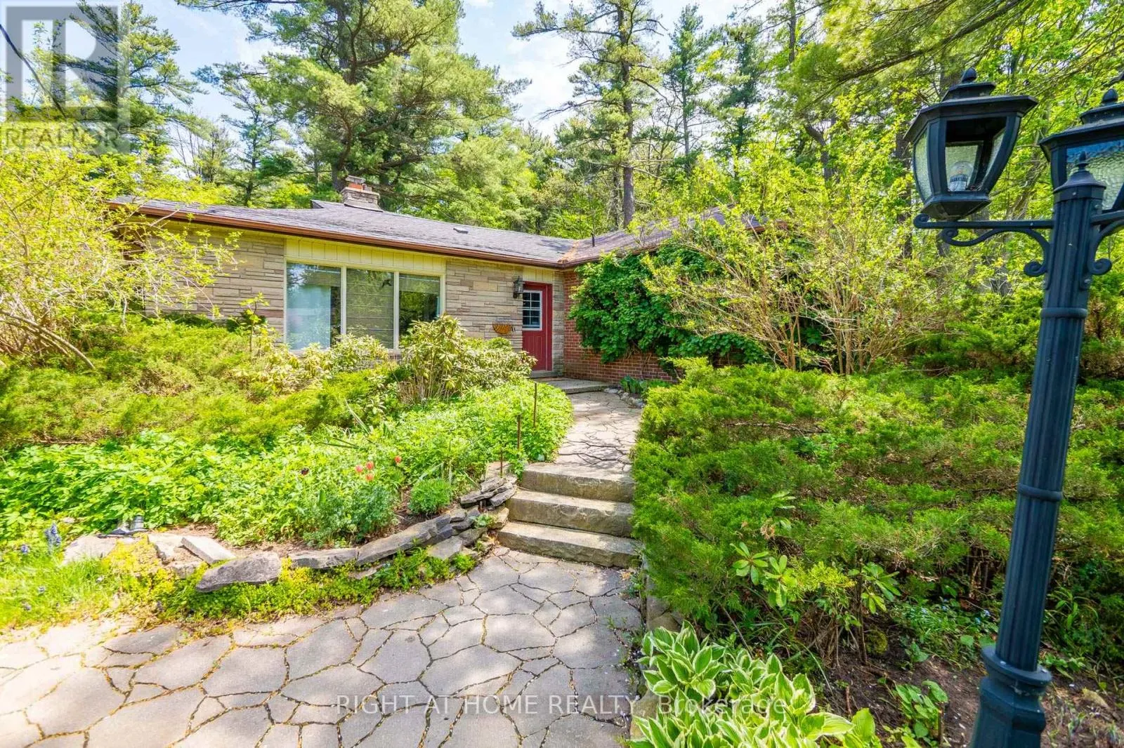 255 SHAVER ROAD