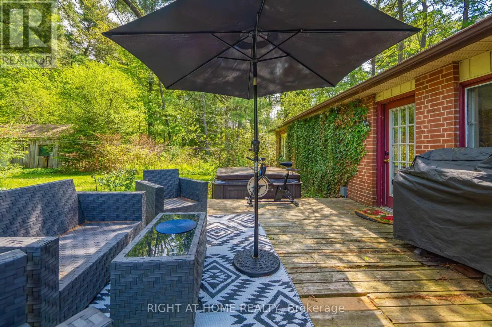 255 SHAVER ROAD