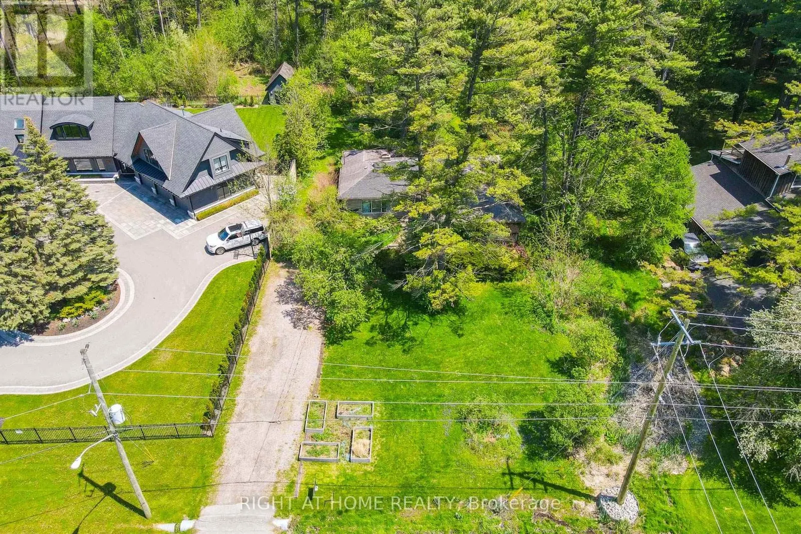 255 SHAVER ROAD
