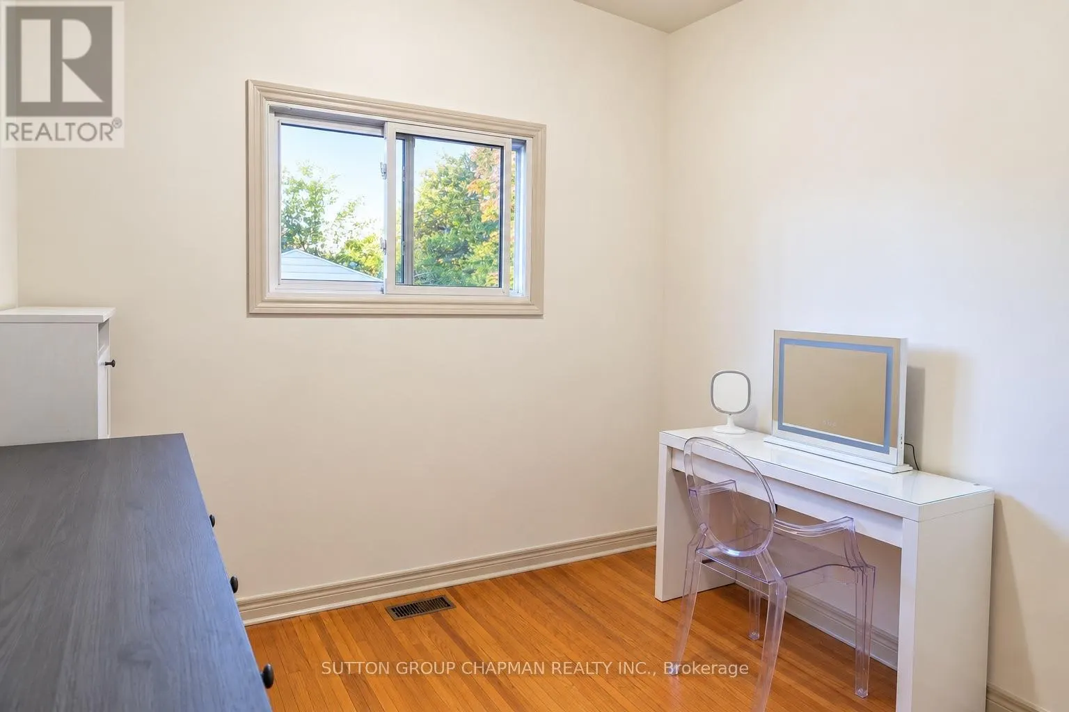 B - 43 FRONTENAC ROAD #B