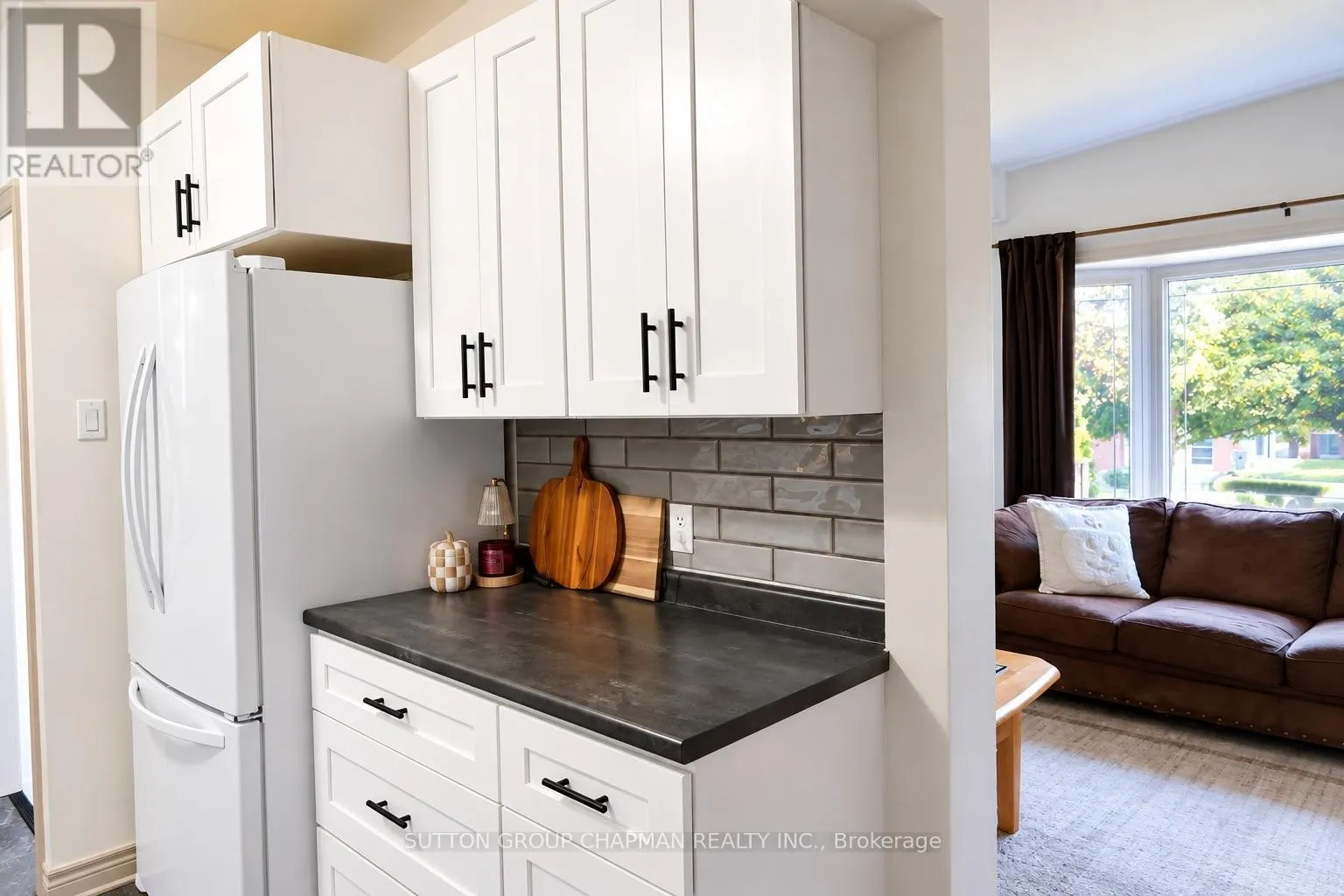 B - 43 FRONTENAC ROAD #B