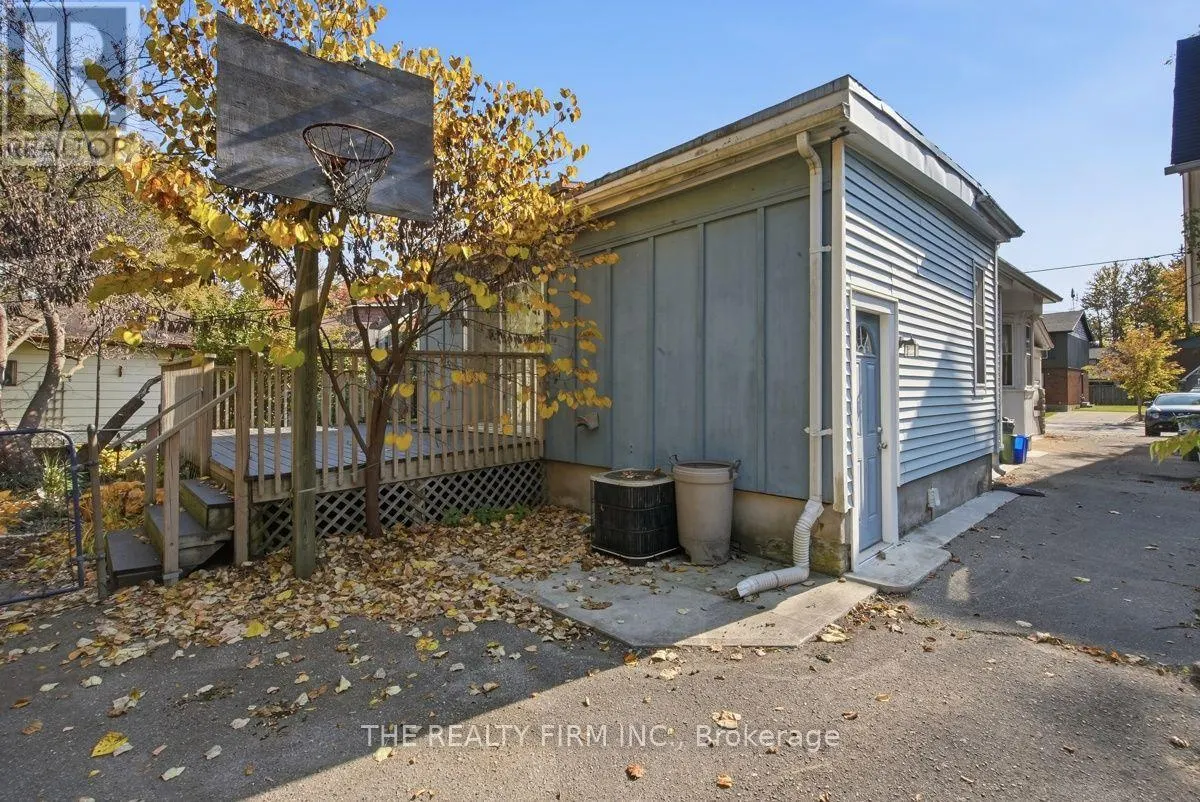 74 BRUCE STREET