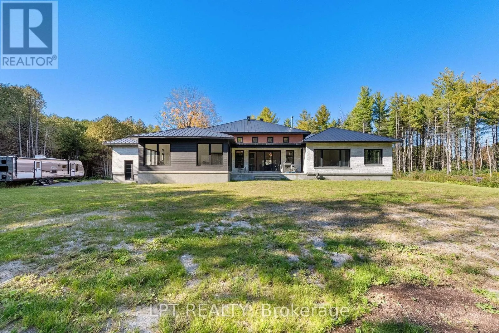 8168 COOPER HILL ROAD