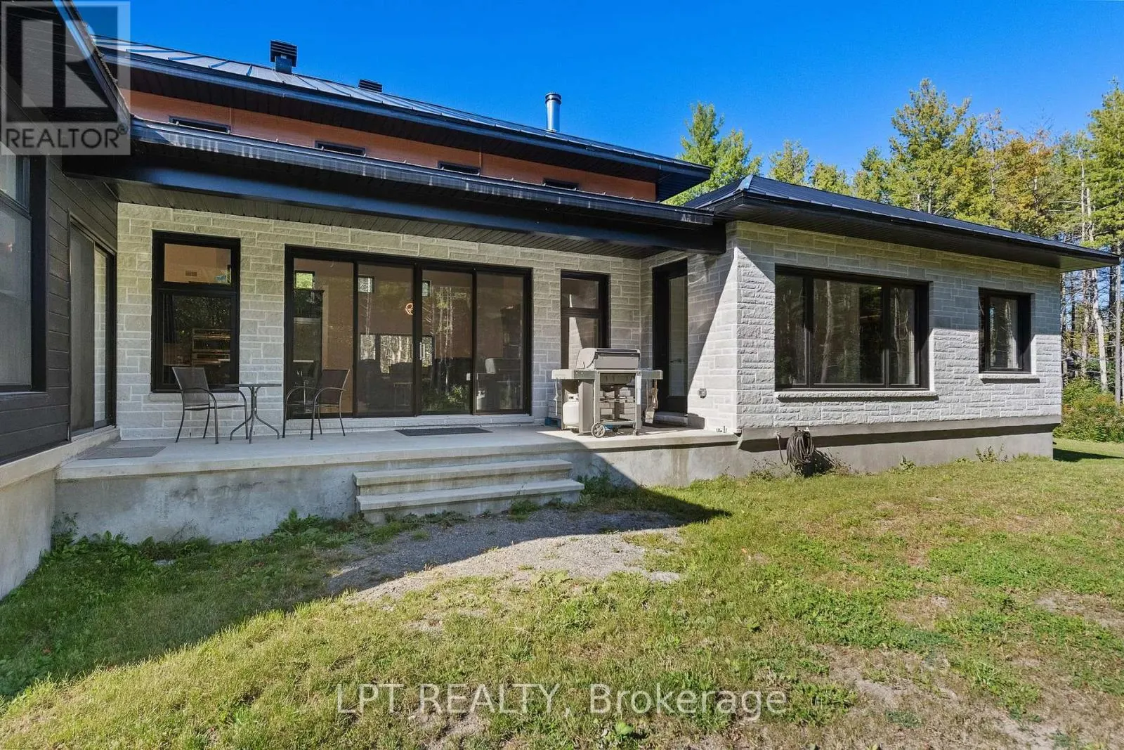 8168 COOPER HILL ROAD
