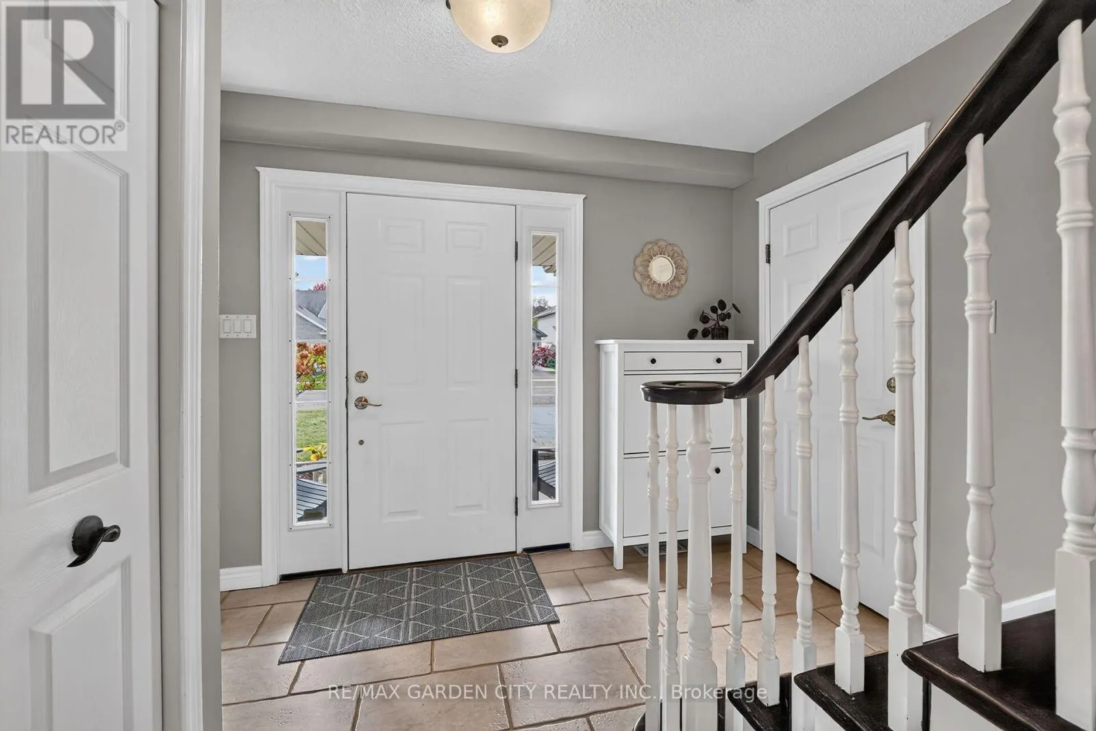 3993 AZALEA CRESCENT