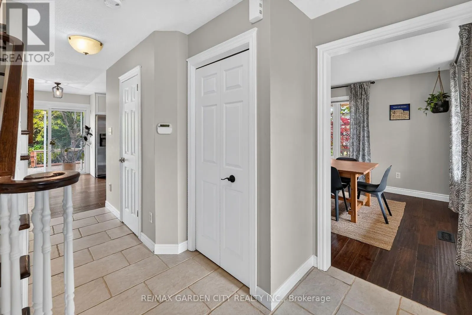 3993 AZALEA CRESCENT