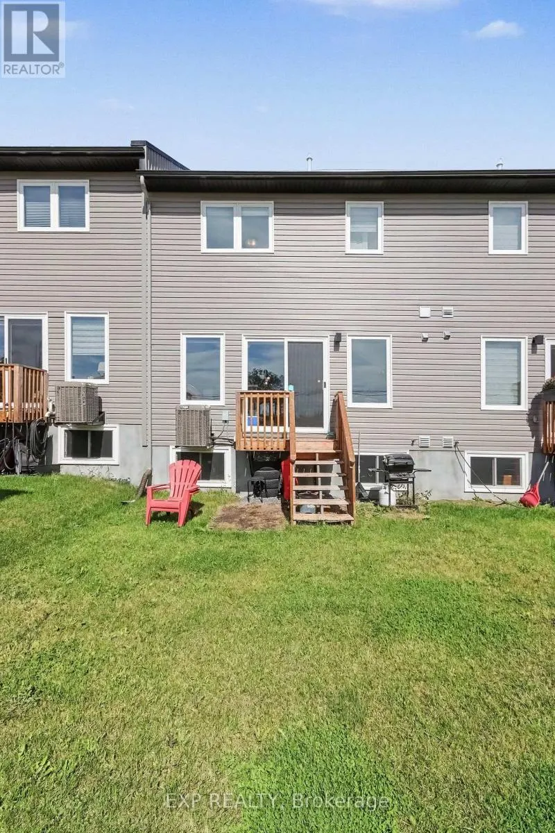82 MORGAN CLOUTHIER WAY
