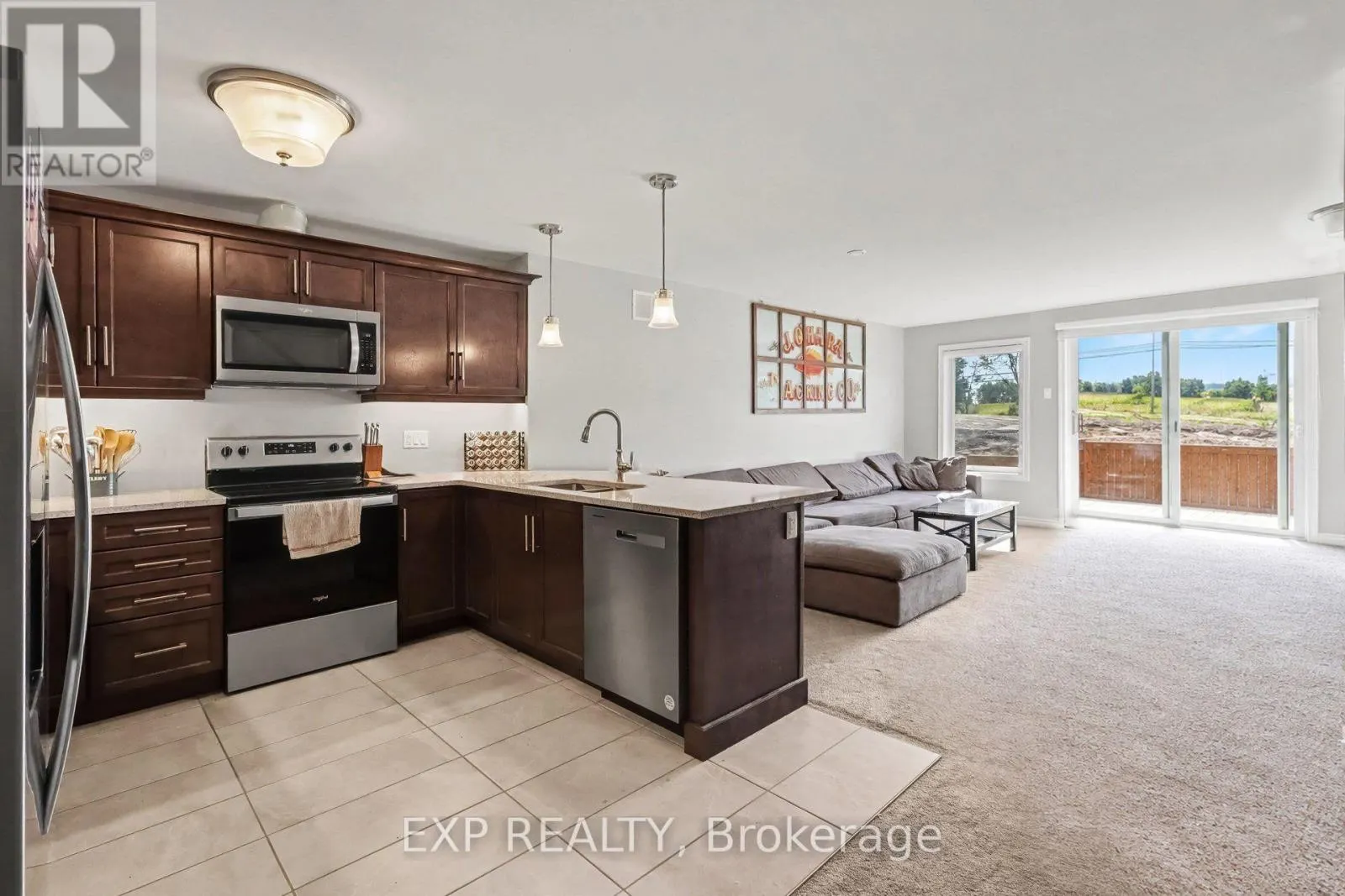 82 MORGAN CLOUTHIER WAY