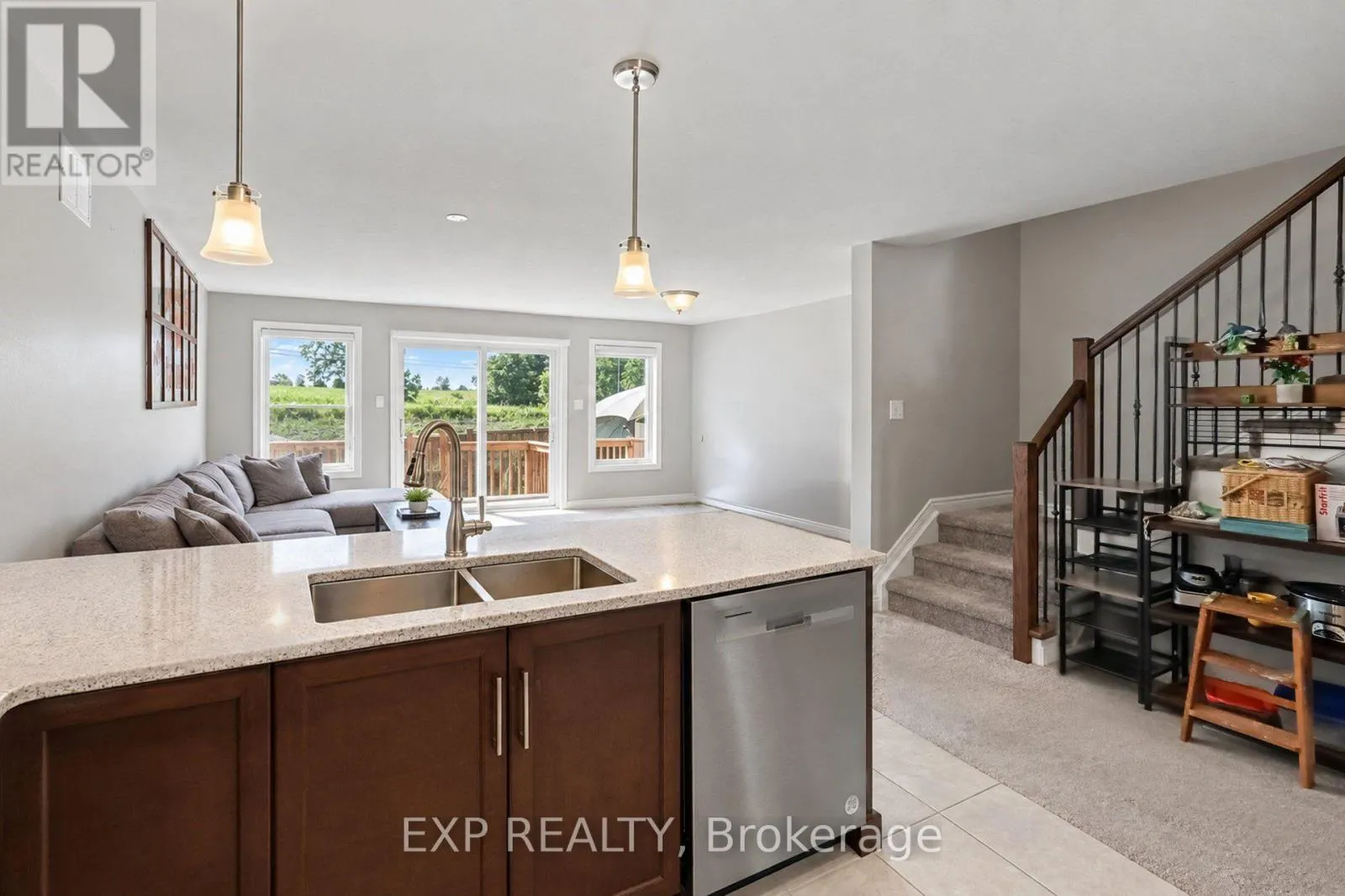 82 MORGAN CLOUTHIER WAY